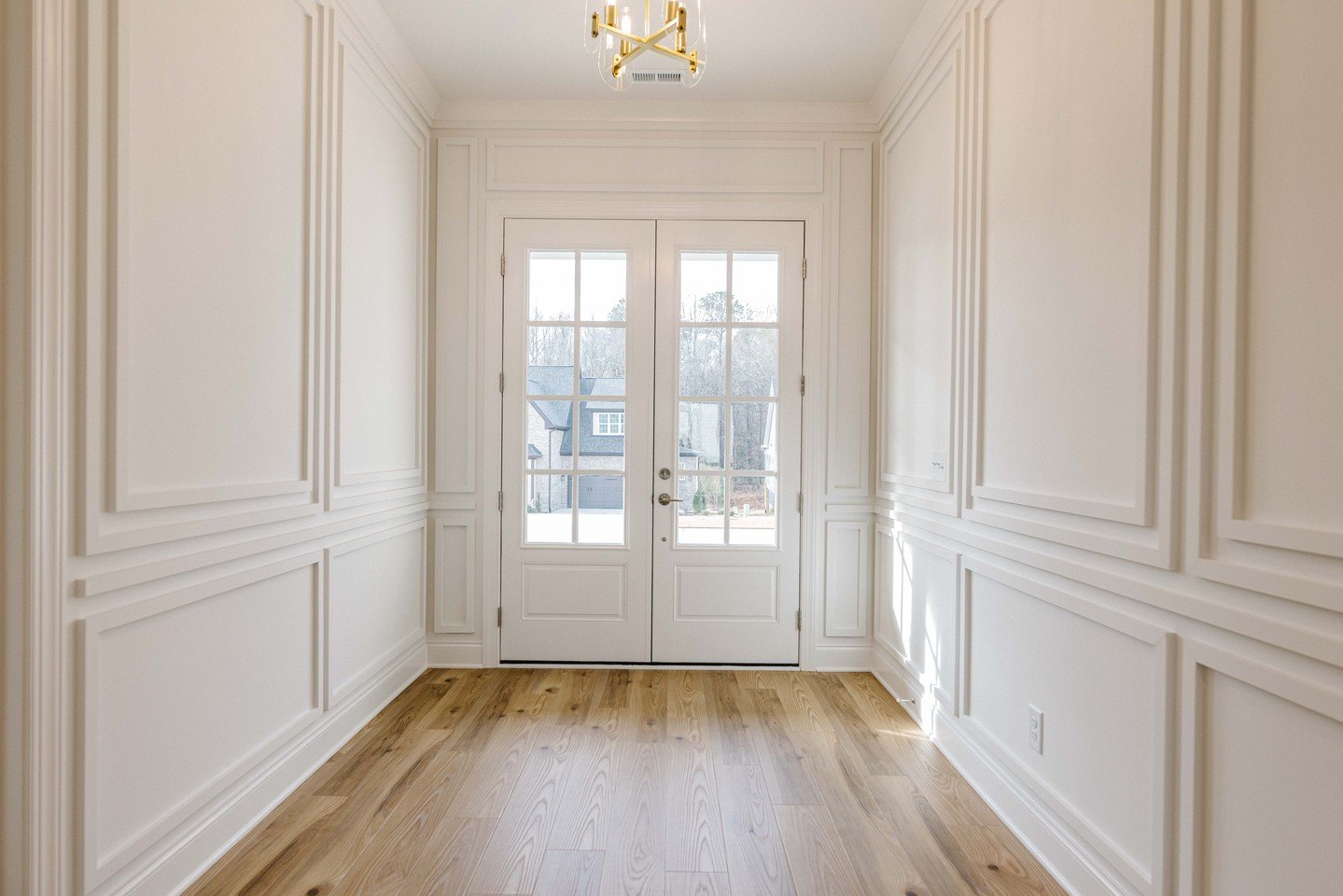 We&rsquo;re bringing in the new year with a last call! 🎉 3501 Amelia Grace Drive is the final brand-new, designer hideaway in our Forest Bluff Estates neighborhood.

The Highlights: 
- 5 BR, 3.5 BA | 3,099 sq ft 
- Offered at $772,600
- Coveted, Fir