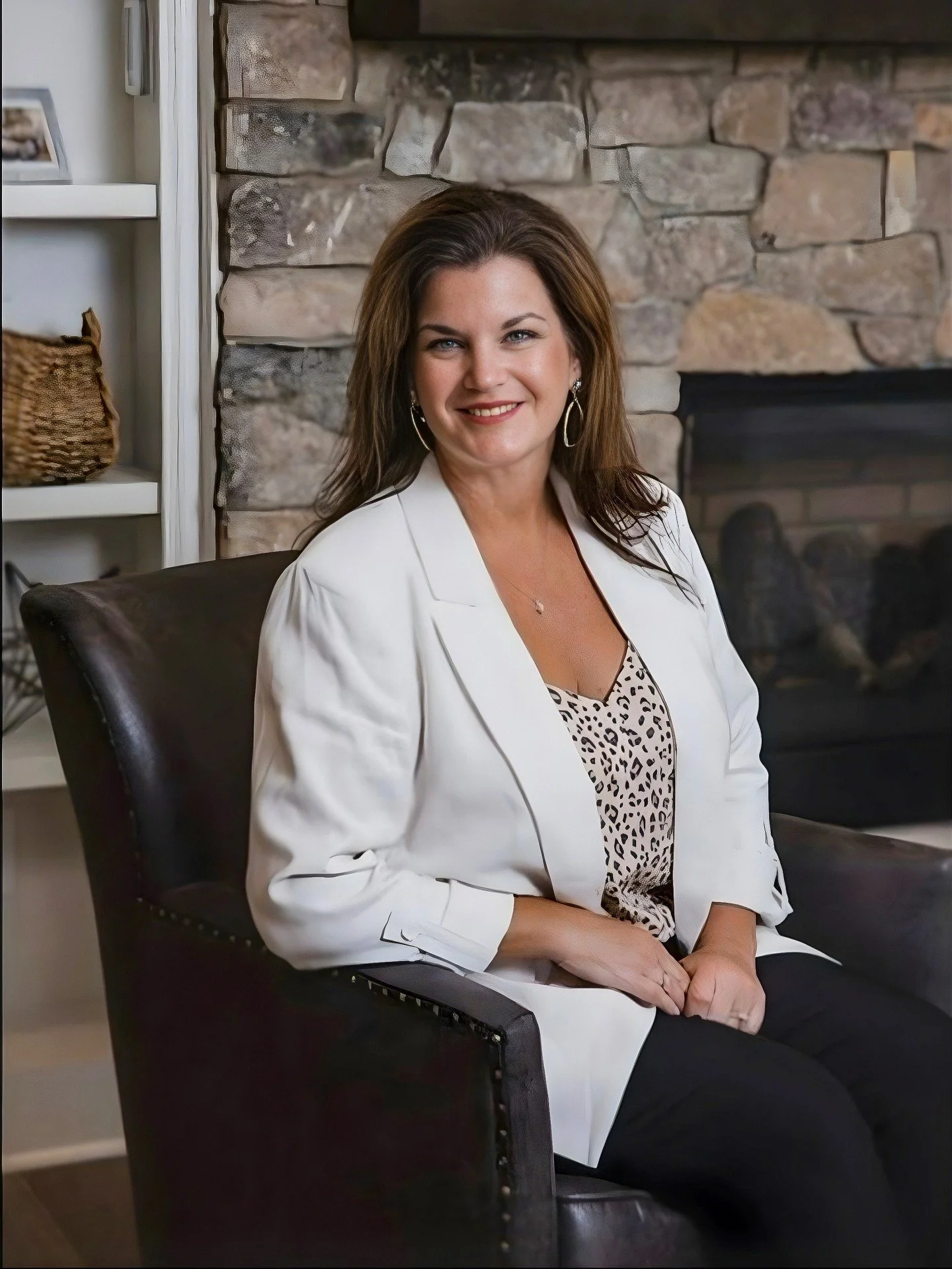 Celebrating Stacey Bopp today! 🎈

Since joining MDB as our Construction Coordinator, Stacey has been an invaluable part of keeping every #MassengillMade home running smoothly (something we know our team AND our clients appreciate).

From streamlinin