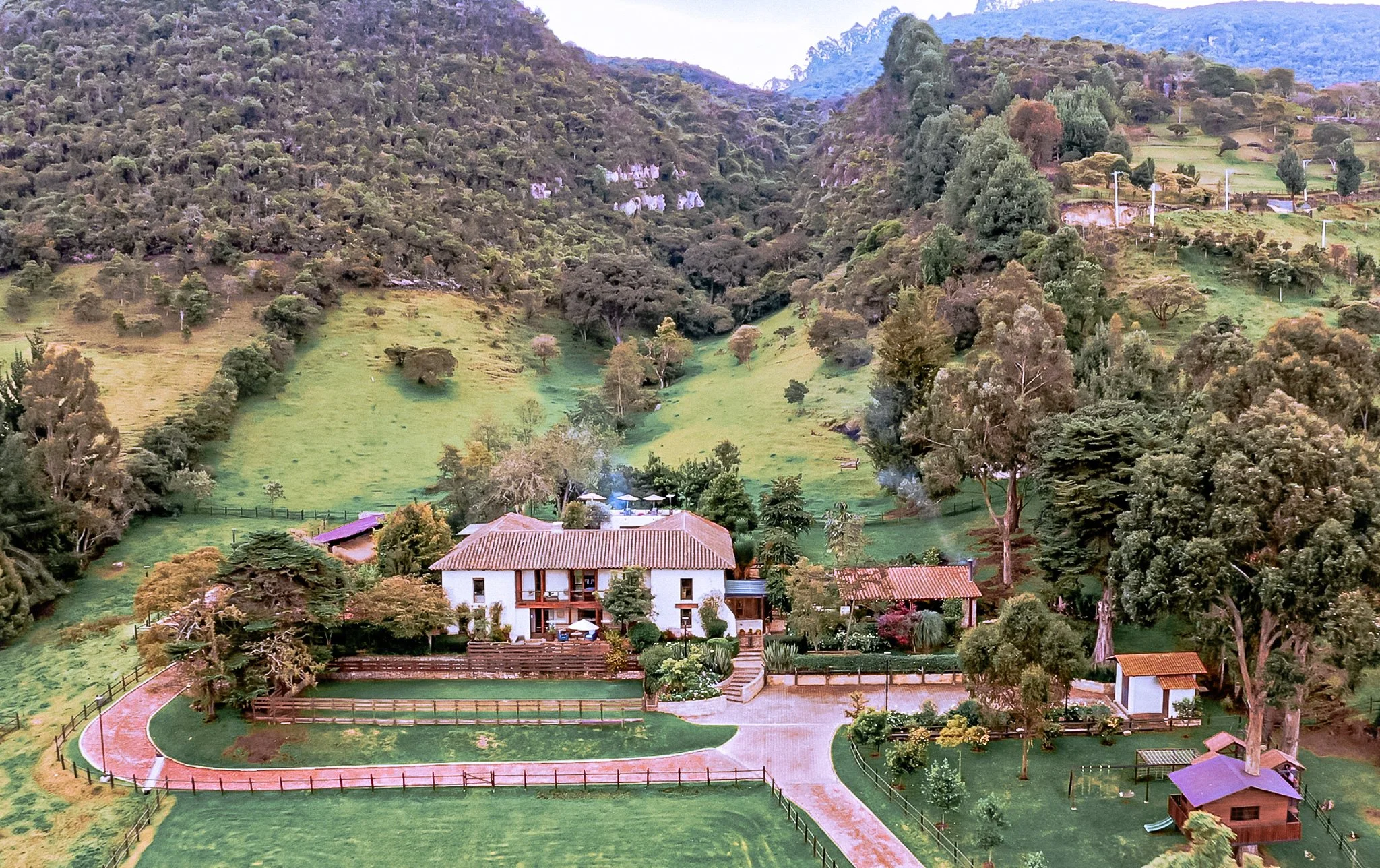 Hacienda Pano_1.15.1-2.jpg