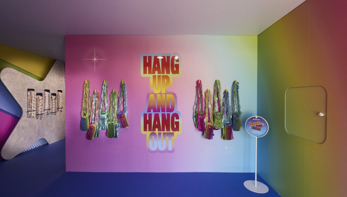 https://newsroom.pinterest.com/news/coachella-2026-phone-free/