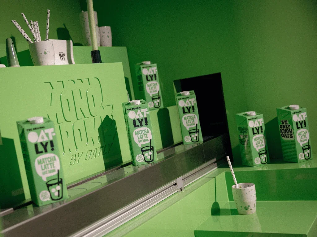 Oatly Popup, Matcha Latte, Experiential