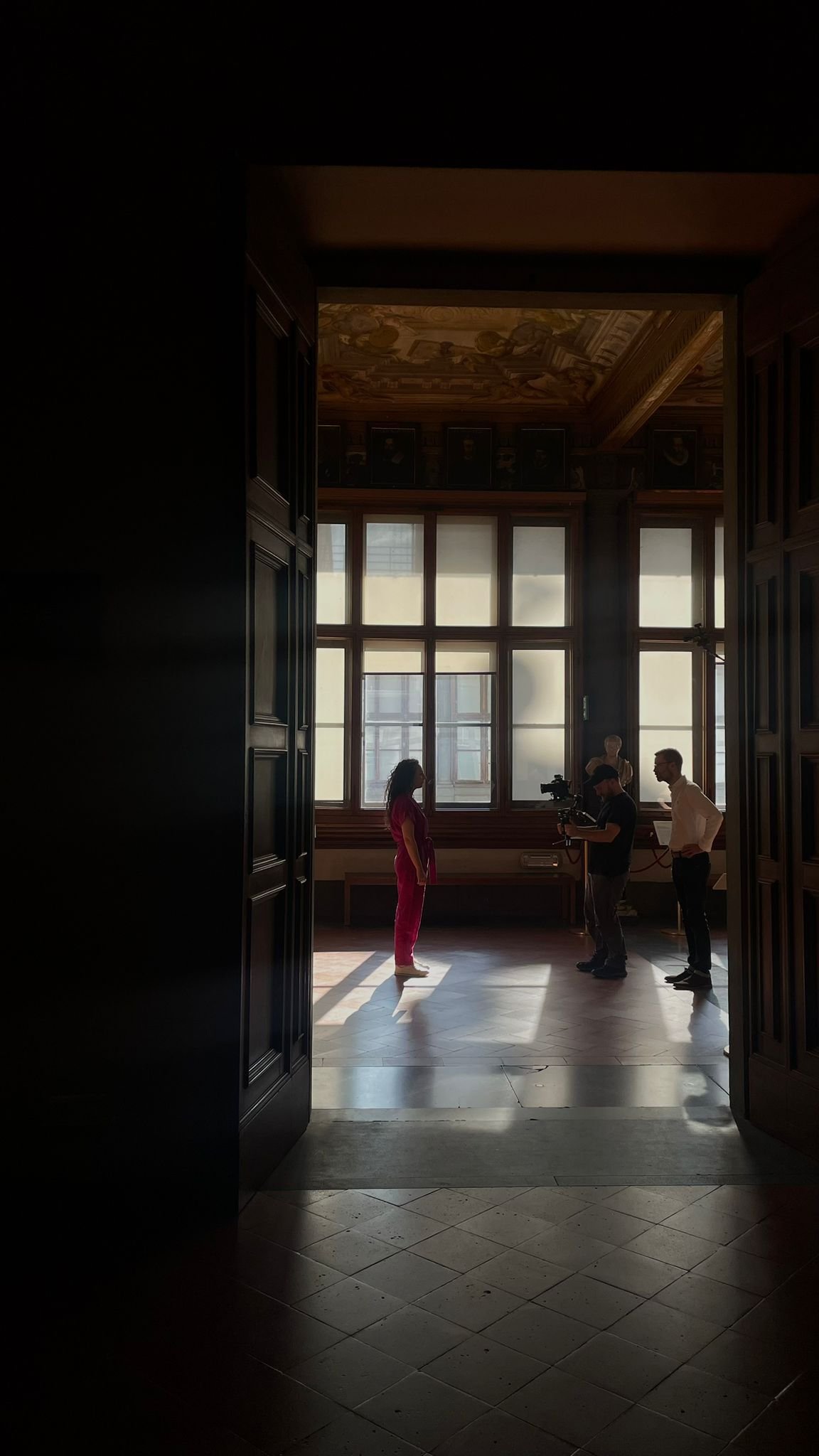 Uffizzi Vasar Corridor.jpg