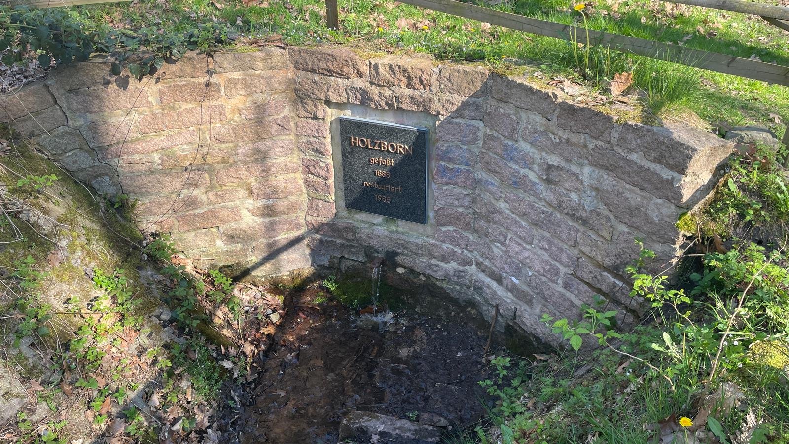 Erneuerung Steintafel zur Kaiserquelle
