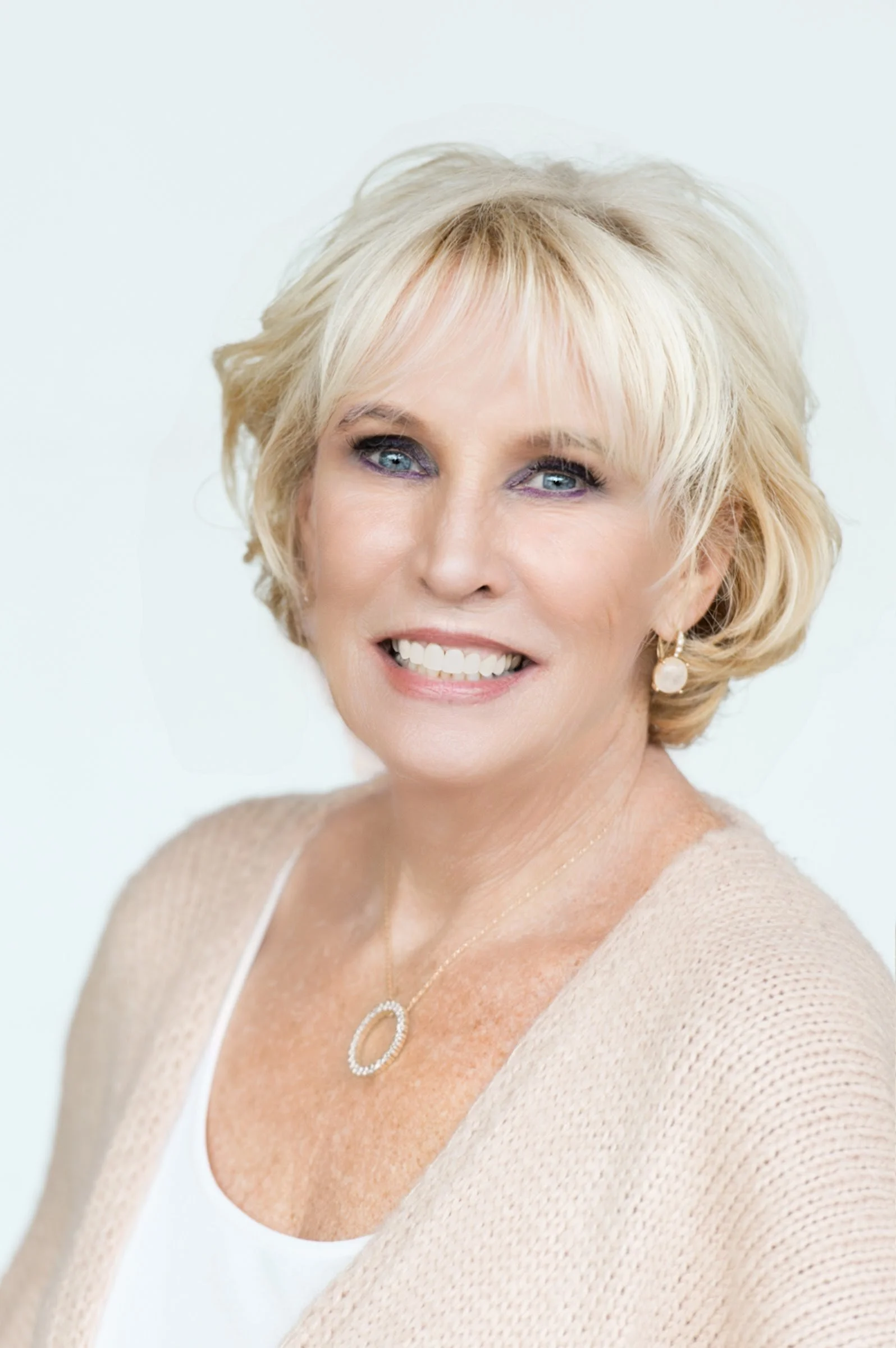 Anita Hogin - Headshot[1].jpg