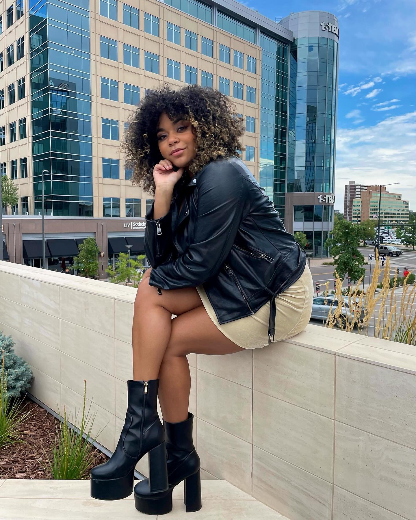 revamping always comes with a introduction, so let me introduce myself to my new community of creatives!

hi🌞 my name is liana and i&rsquo;m an afro latina social/environmental justice advocate who has decided to hone into their creative passions. b