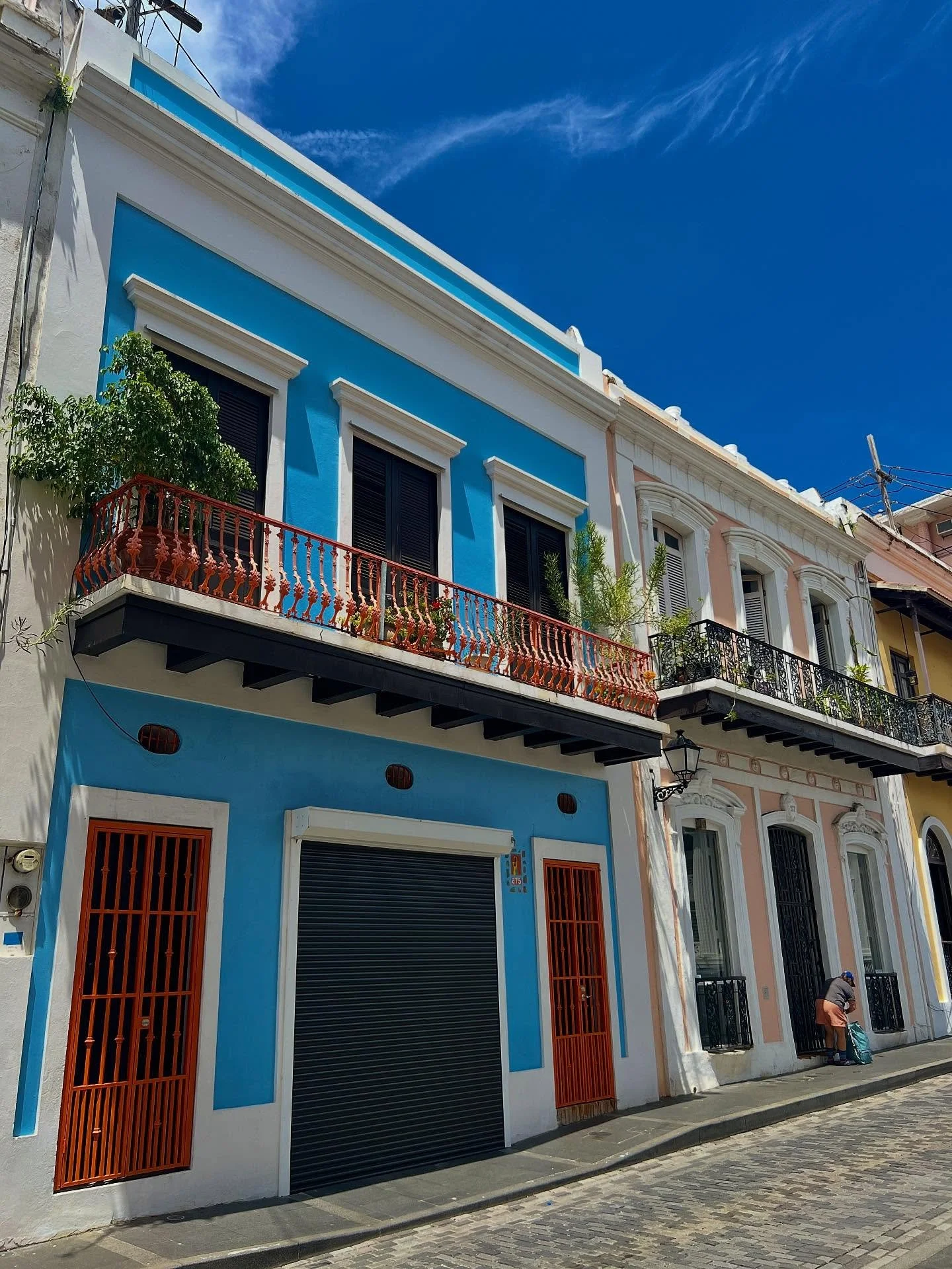 ya know me, i (unfortunately) love me some spanish architecture 🙂&zwj;↕️