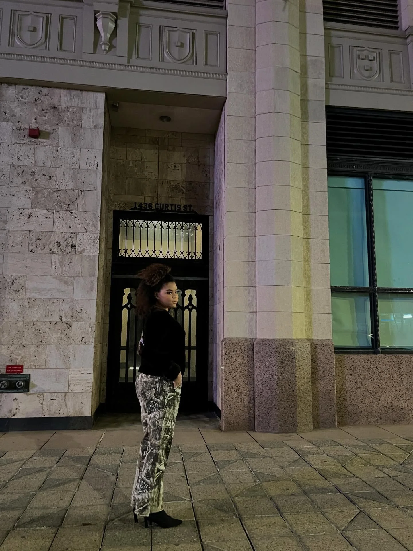 chic streetwear is my go to
#secondhandfits #thriftedfashion #ootd #streetwear #fashionstylist