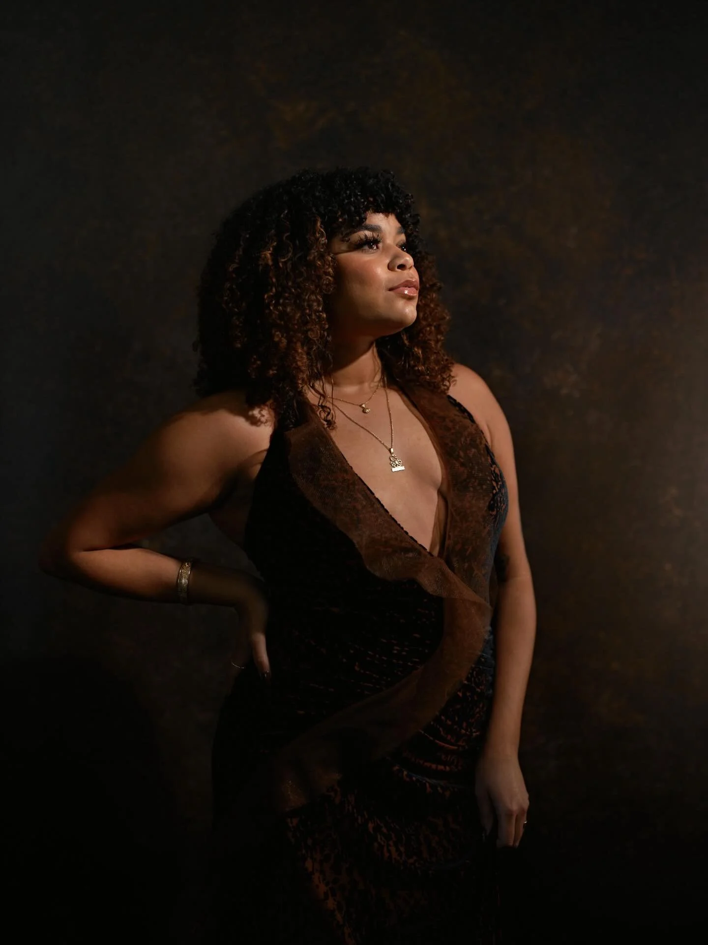 be golden 💫

photographer: the brilliant &mdash; @jonnycreative
#blackgold