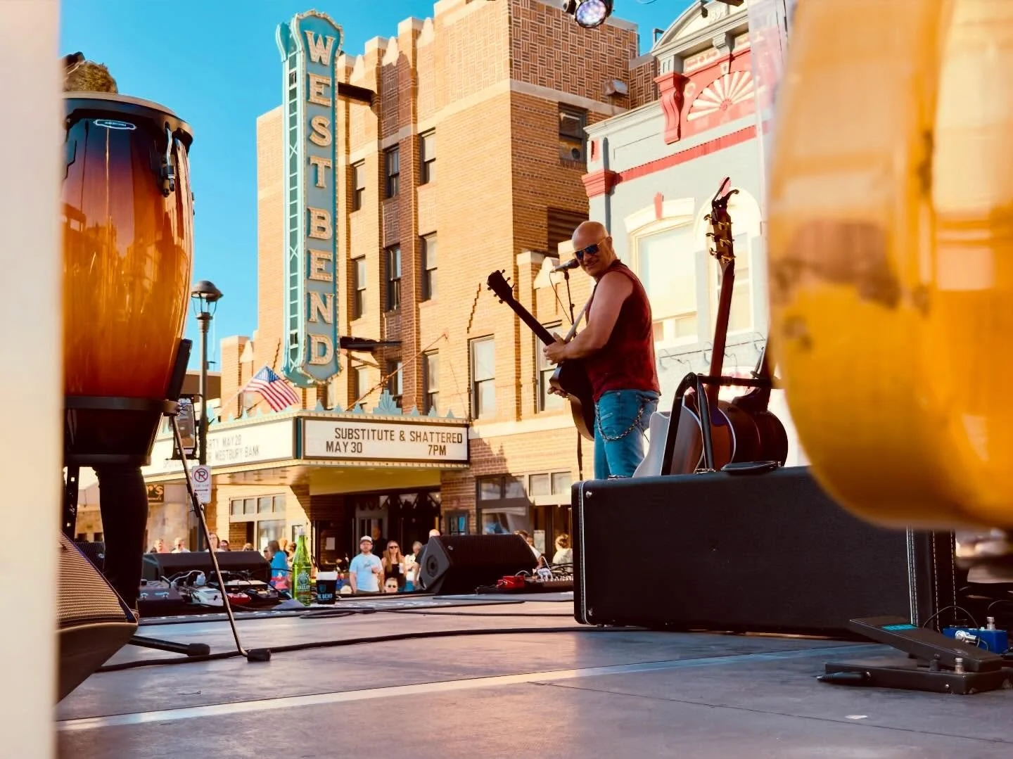 Beautiful evening for a block party!! Downtown West Bend&rsquo;s official kick-off to summer hosted by @thebendtheater and @dwbassoc. Come visit us, we&rsquo;re volunteering!  @foofoodolls #local #community #westbend #summer