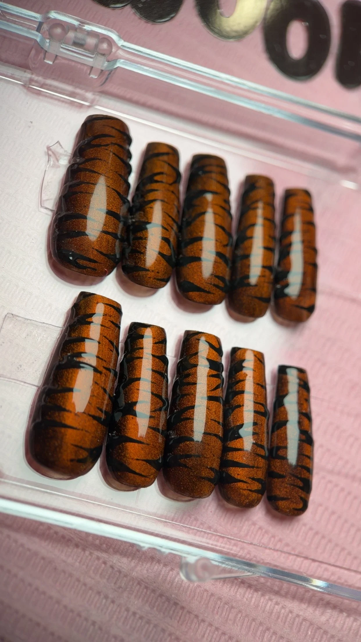 Maneater | Ready-to-Ship Nail Set