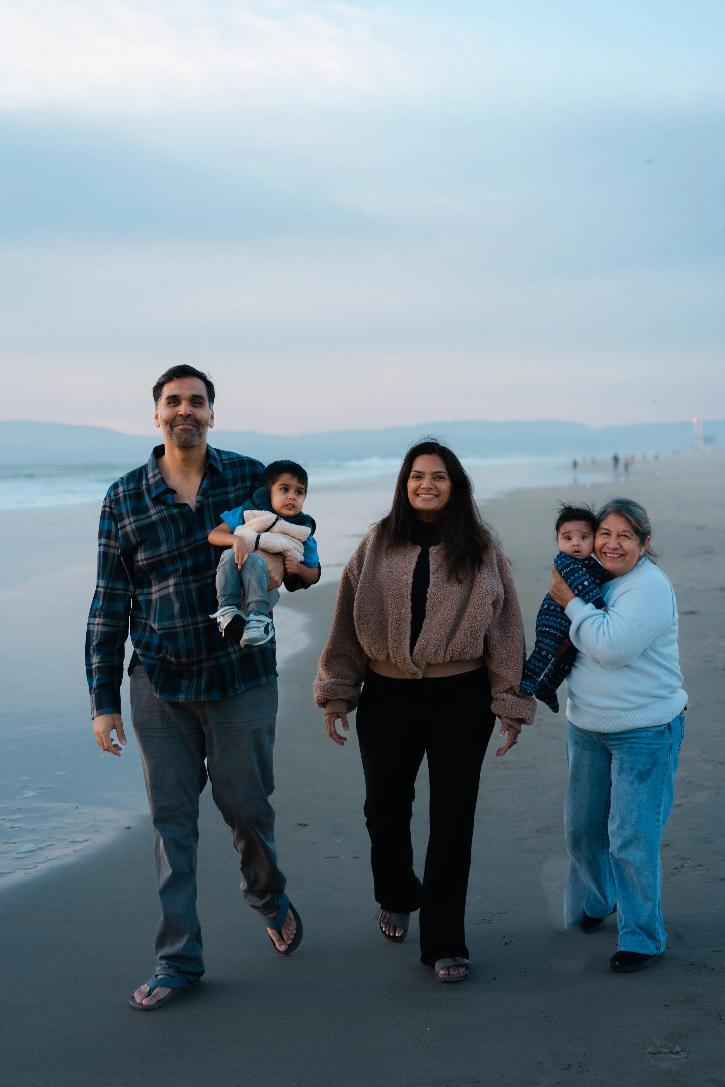 Yeragunta Family Beach Photos30.jpg