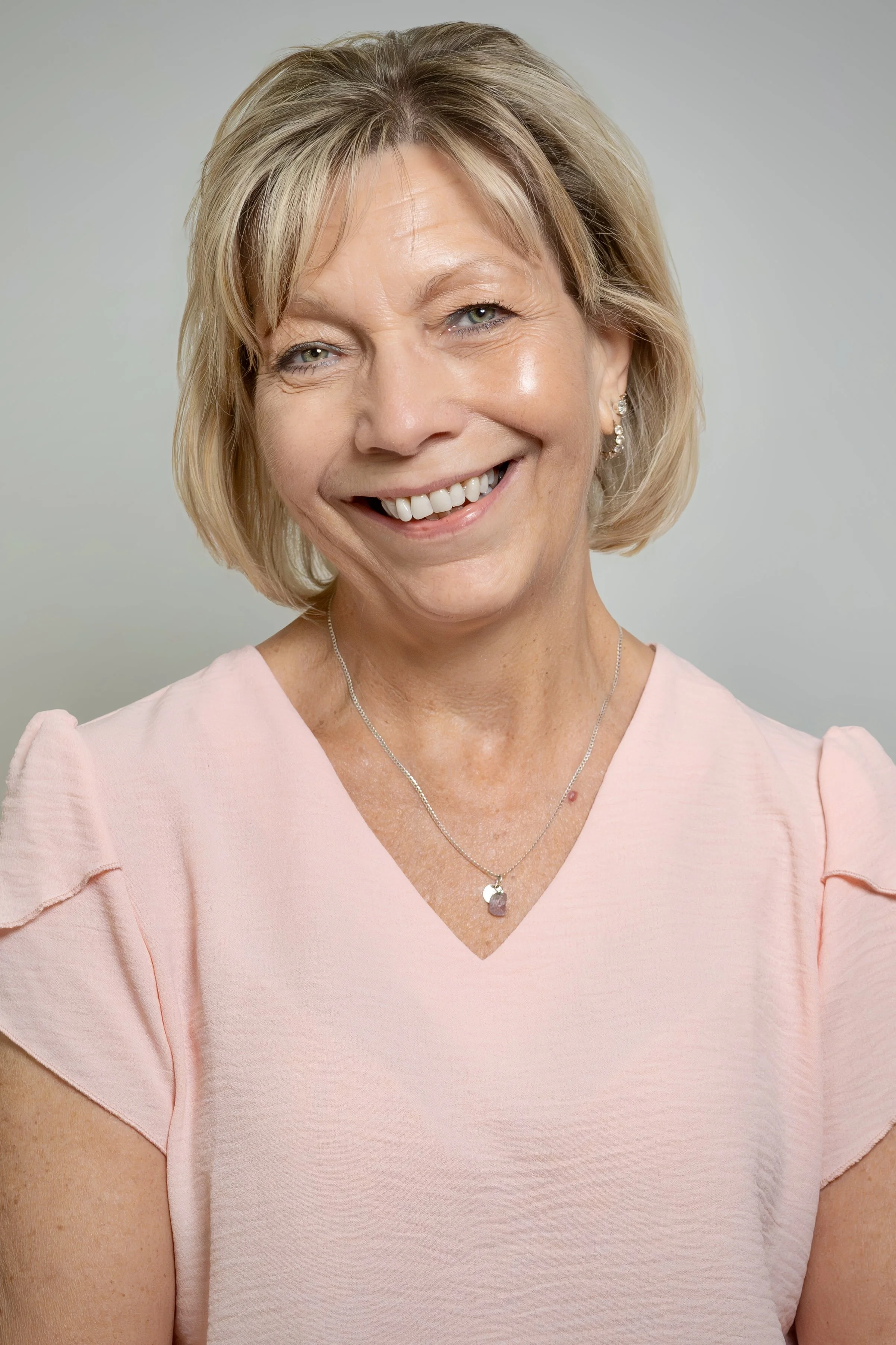 Corporate headshot photographer in Watford