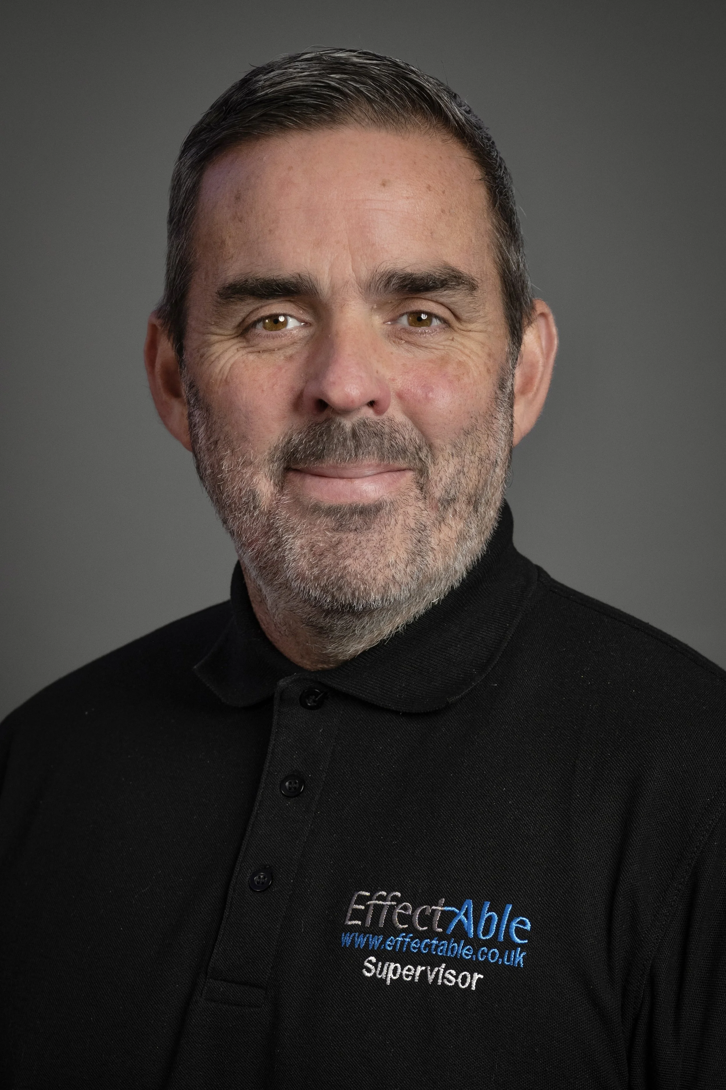 Corporate headshot photographer in Watford