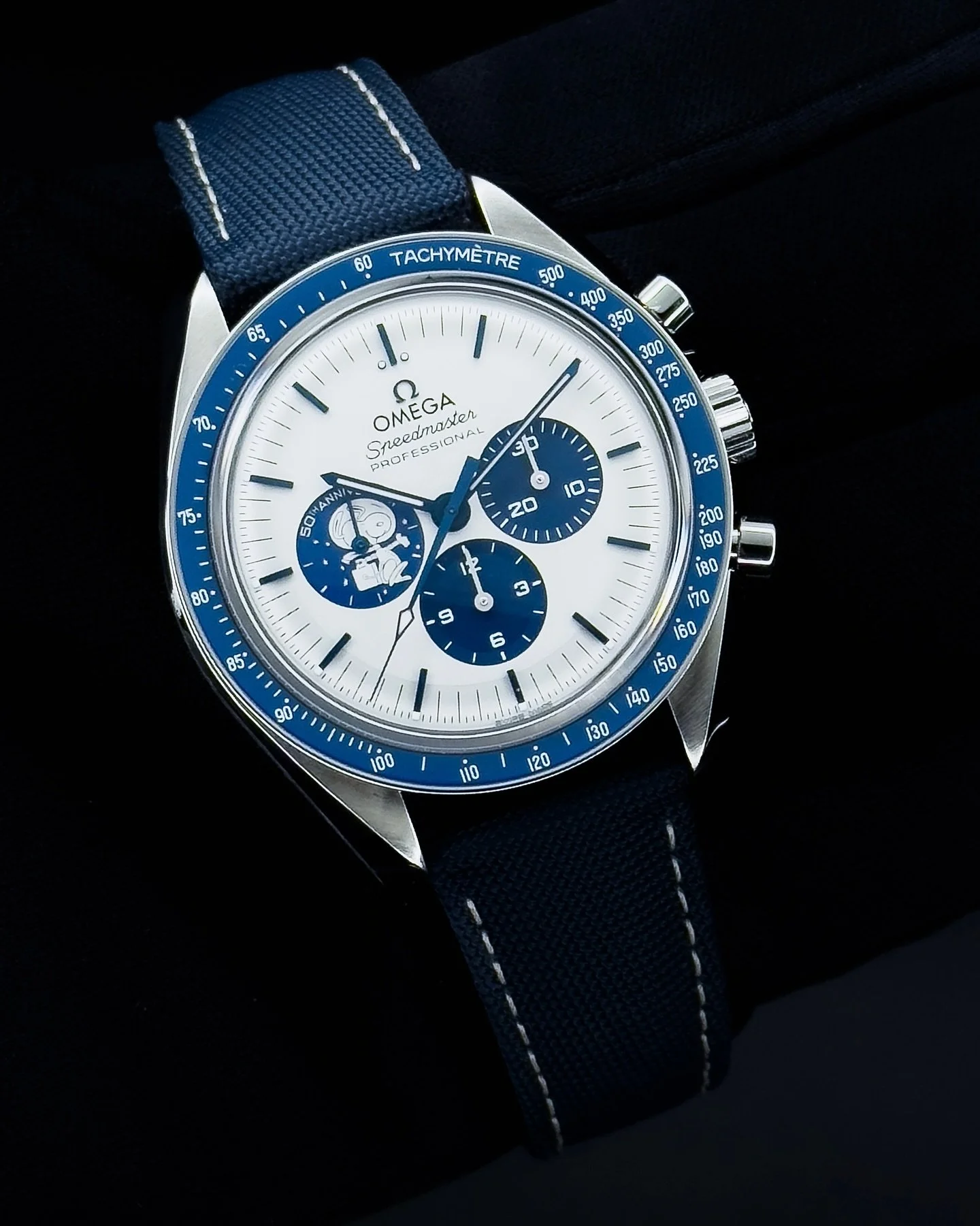 Omega Speedmaster Professional Moonwatch &lsquo;Silver Snoopy Award&rsquo; 50th

310.32.42.50.02.001