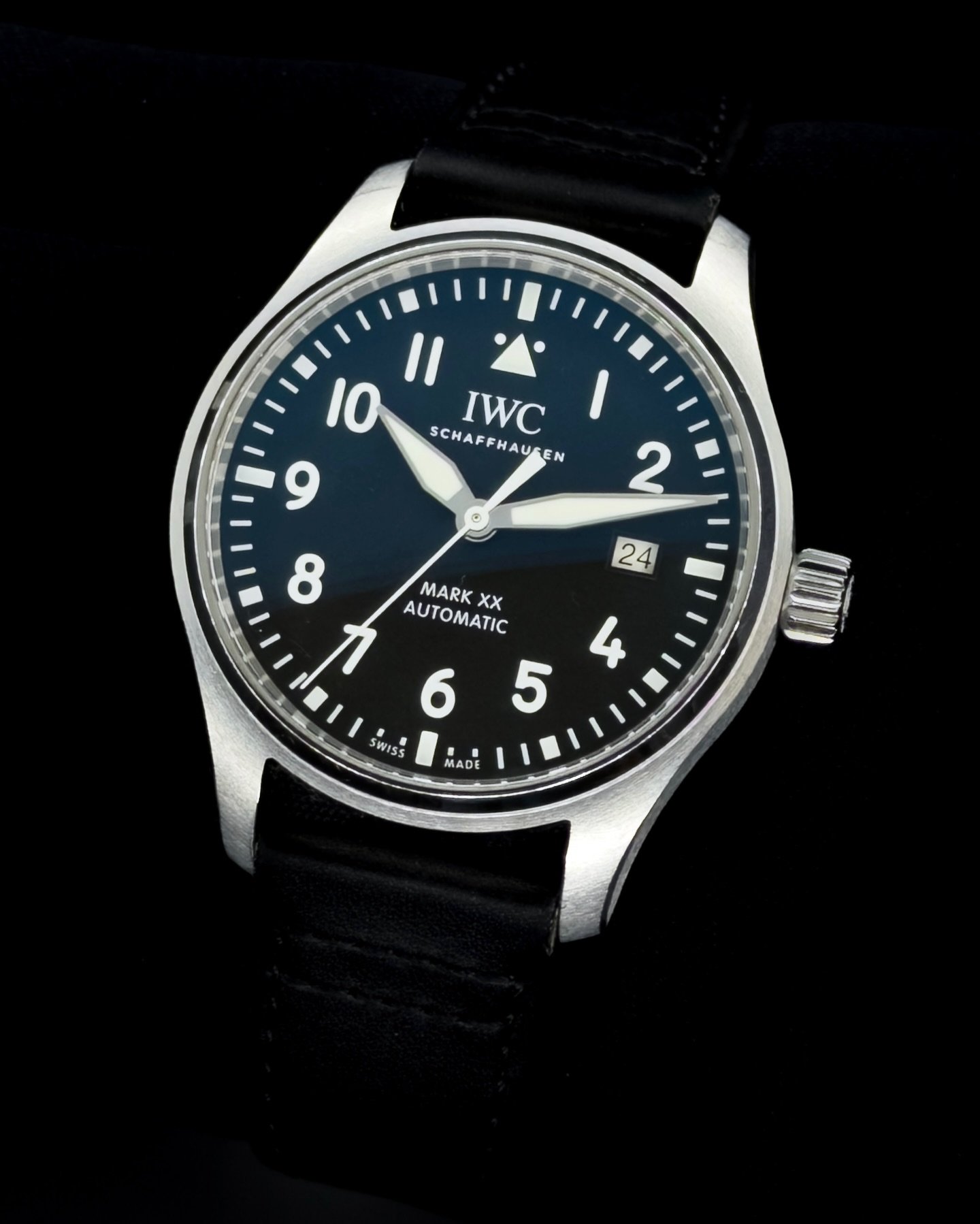 IWC Pilot&rsquo;s Watch Mark XX Black Dial 40mm IW328201