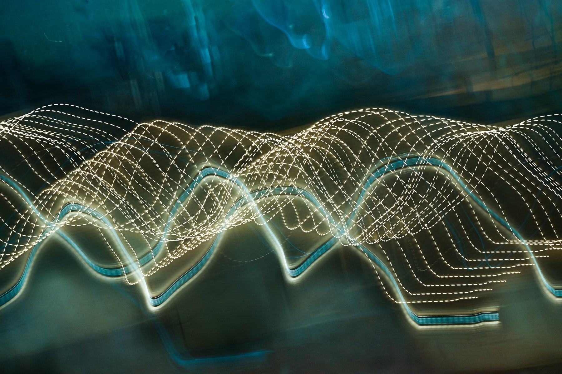 Light Painting with Strings