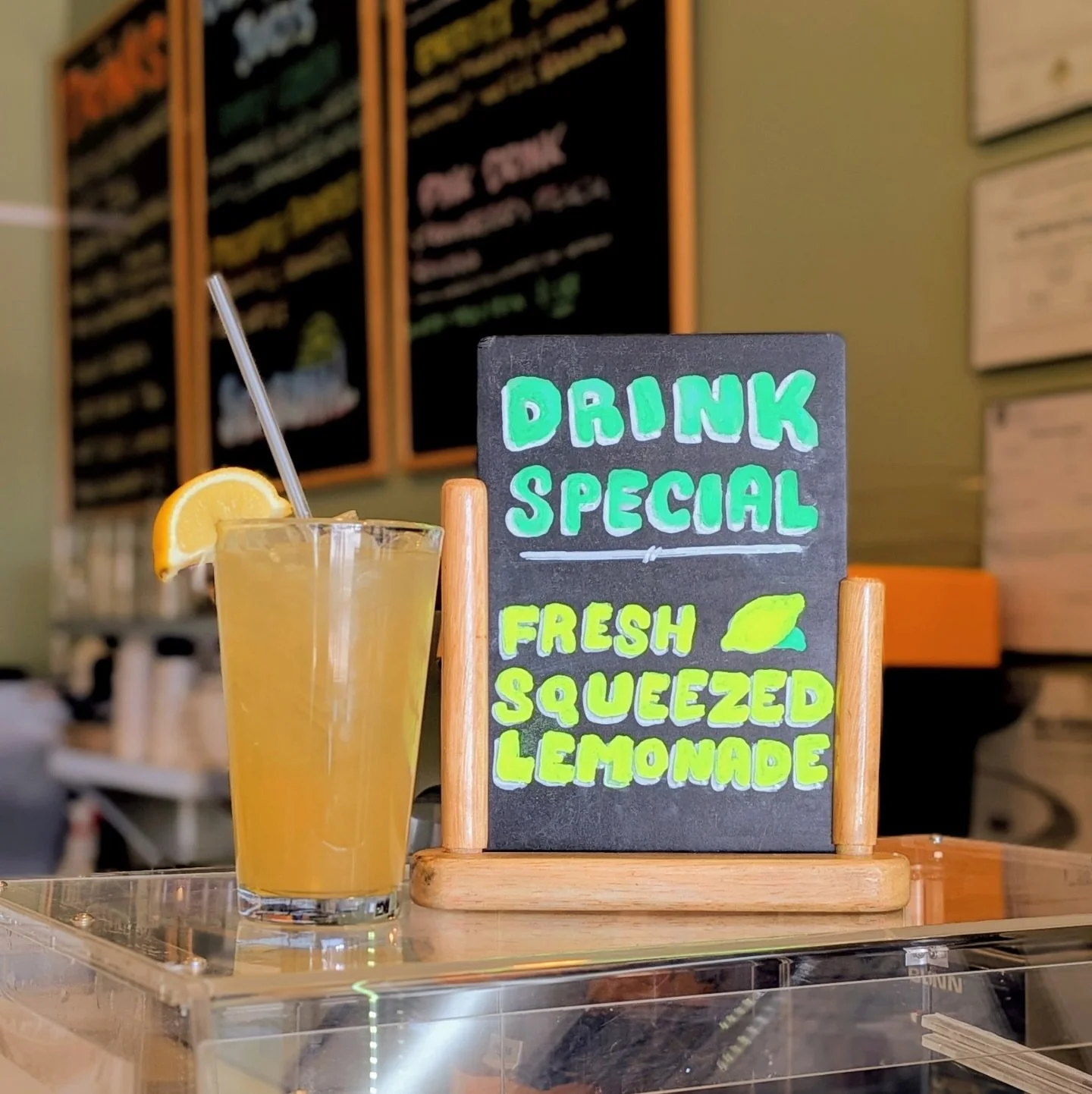 Summer is slowly creeping up! Fresh squeezed Lemonade is now available! Let us know in the comments what drink specials you would like to see this summer!  #vegan #veganinnj #veganrestaurants #summer #veganfood