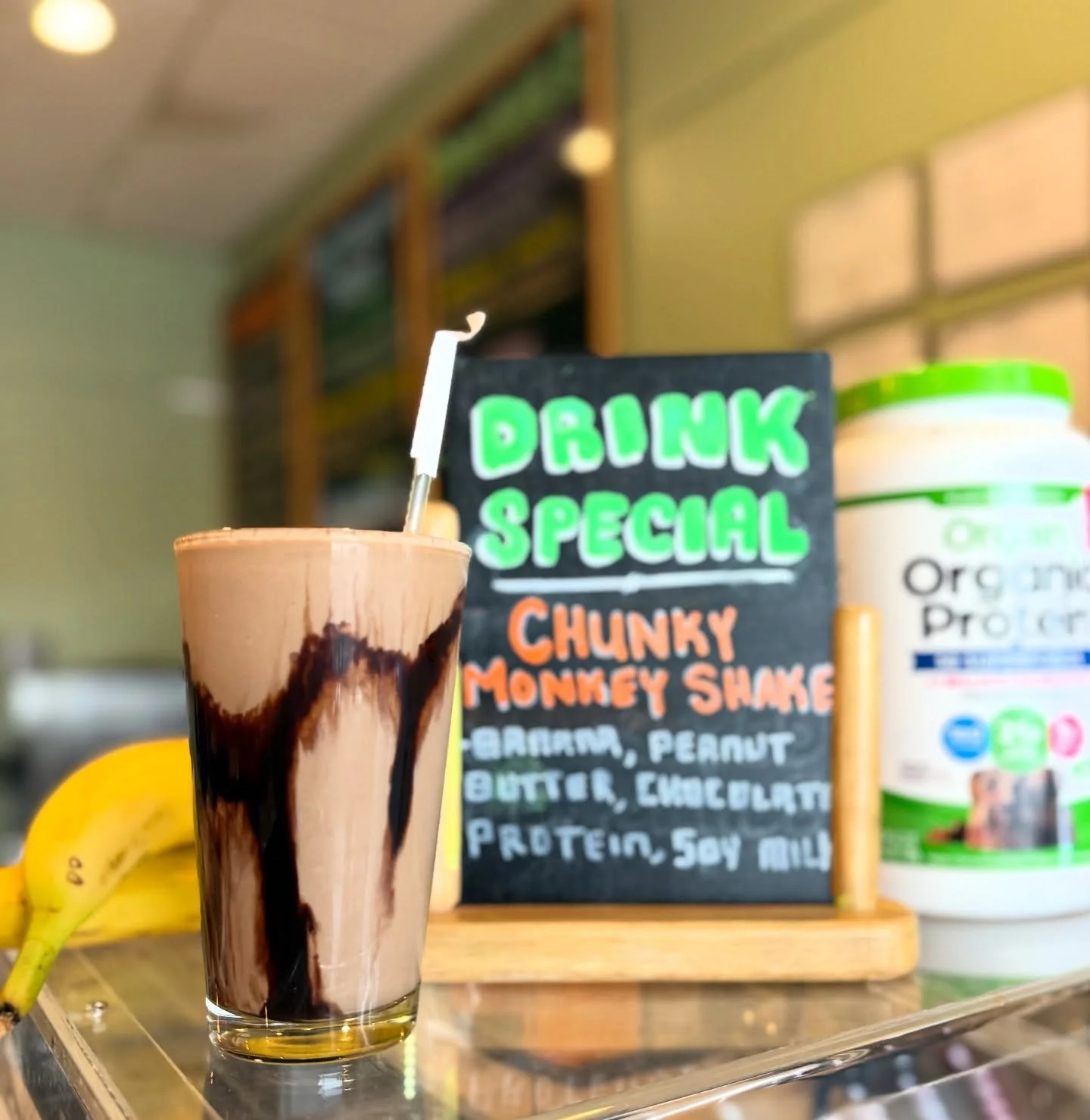 POV: your smoothie just became your protein goal 🍌🤎💪
Our Chunky Monkey Shake is packed with banana, peanut butter, chocolate protein &amp; plant milk for the ultimate power shake.

One sip and you&rsquo;re hooked 🤭 #highprotein #veganprotein #pro
