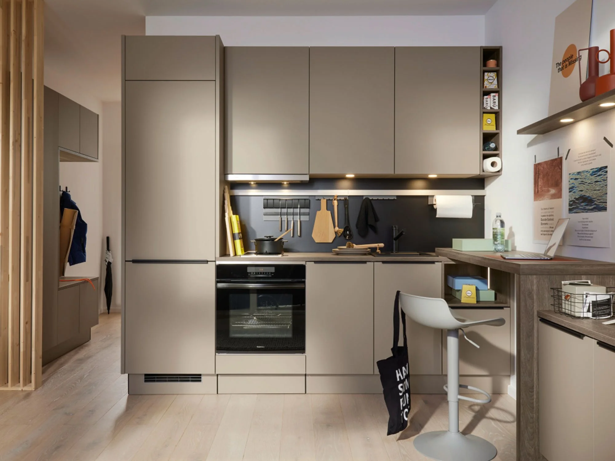 nolte-plus-lava-softmatt_herb+oak_commercial_gallery_02.jpg