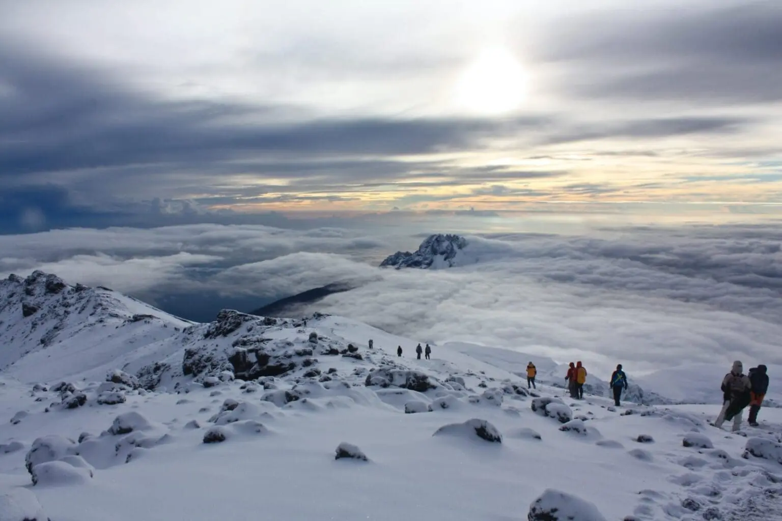 highest-kilimanjaro-snowy-summits-scaled-1-1536x1024.jpg