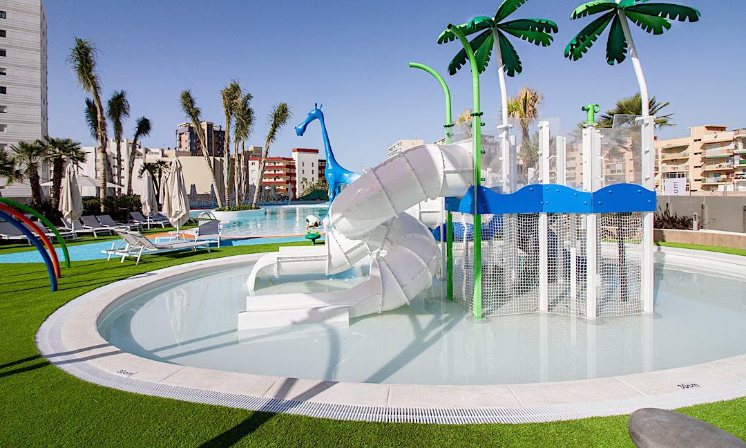 ACC_951445-AC7796257-suitopia-sol-y-mar-calpe-costa-blanca-spain-childrens-pool-slides.jpg