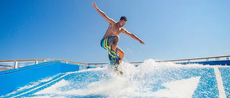 flowrider-surf-simulator-instructor-man-day-activity-overview-tile1 (1).jpg