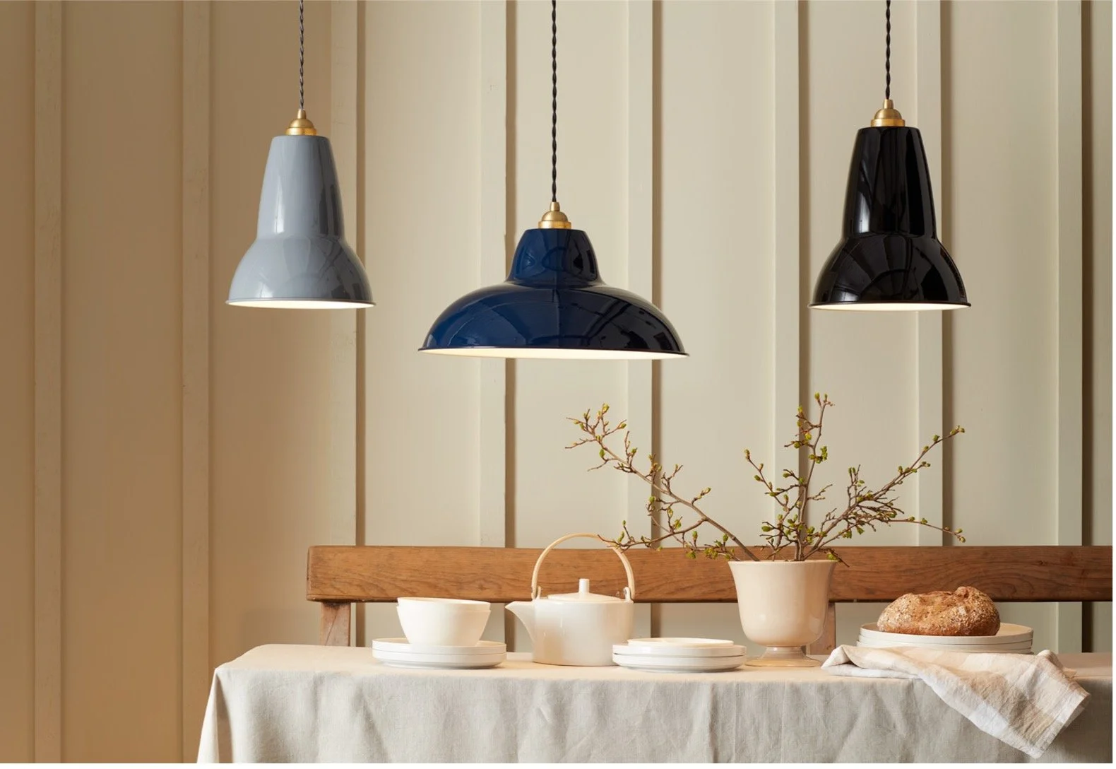 Original 1227 NEW Pendants_brass_grey_blue_black_NL.jpg