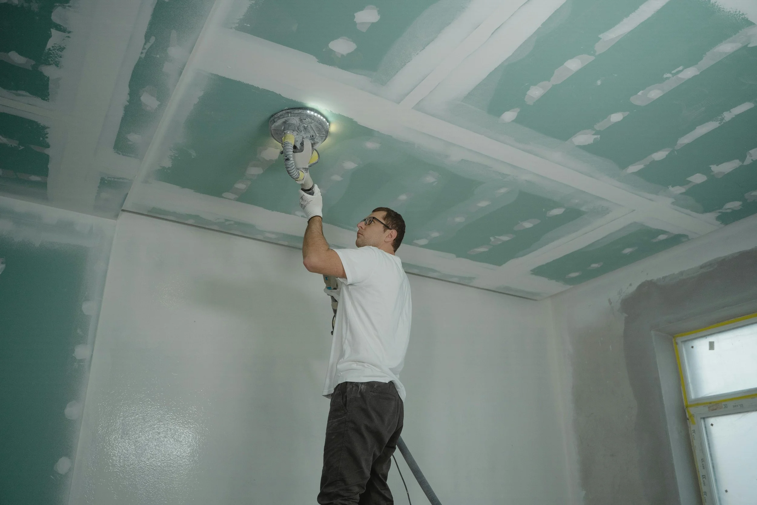 Drywall Repairs: DIY or Hire a Professional?