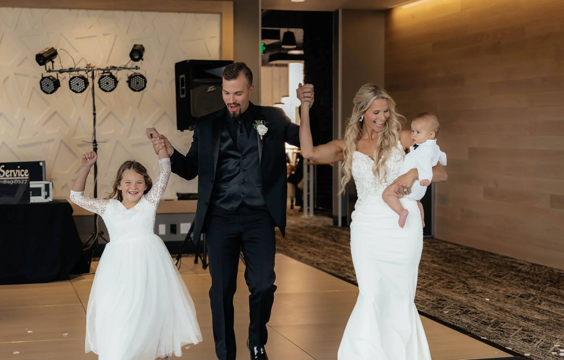 Wedding Photographer Mishawaka Indiana