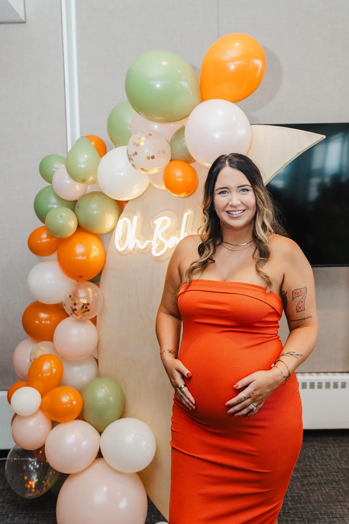 Pregnancy & Spray Tans: What You Should Know Before Booking