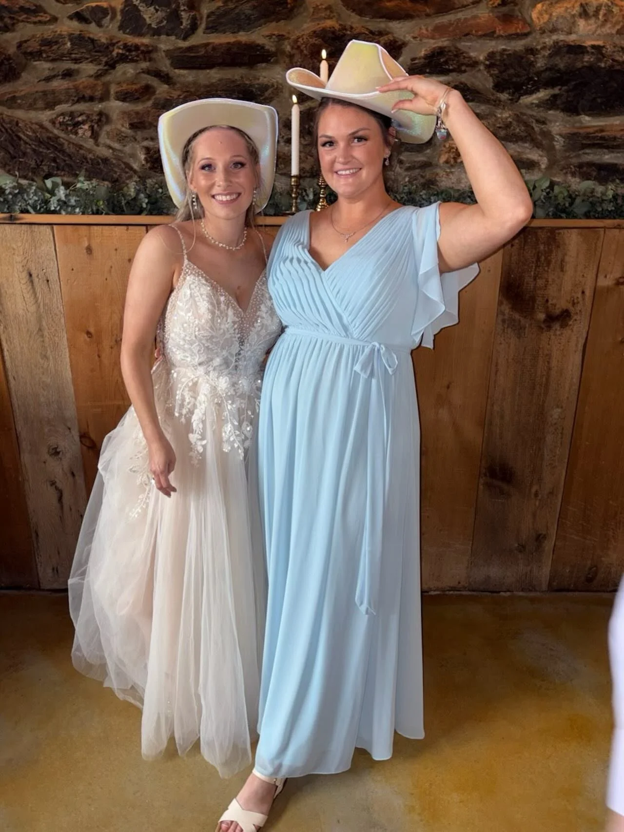 This moment feels like a quiet kind of magic.

A glow that doesn&rsquo;t change you; just gently brings you forward.
Soft, light, and completely you&hellip; the kind of tan that lets your smile, your dress, your whole energy do the talking.

For the 