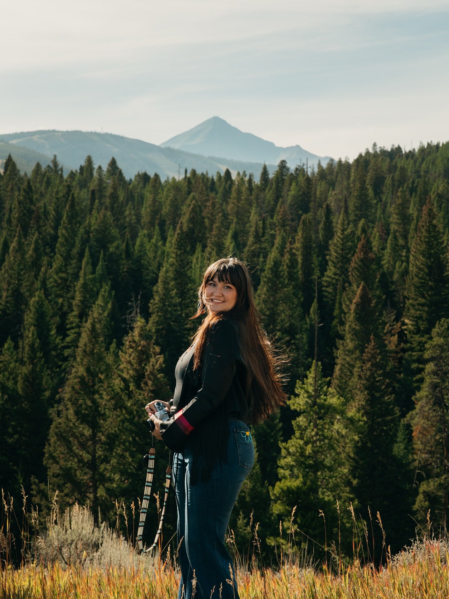 I wish I was back in Big Sky this weekend!! Last week I got to bring our short film @couragethefilm to the very first Lone Peak film festival. And it was such a fantastic weekend! The festival itself was so thoughtfully put together, everything from 