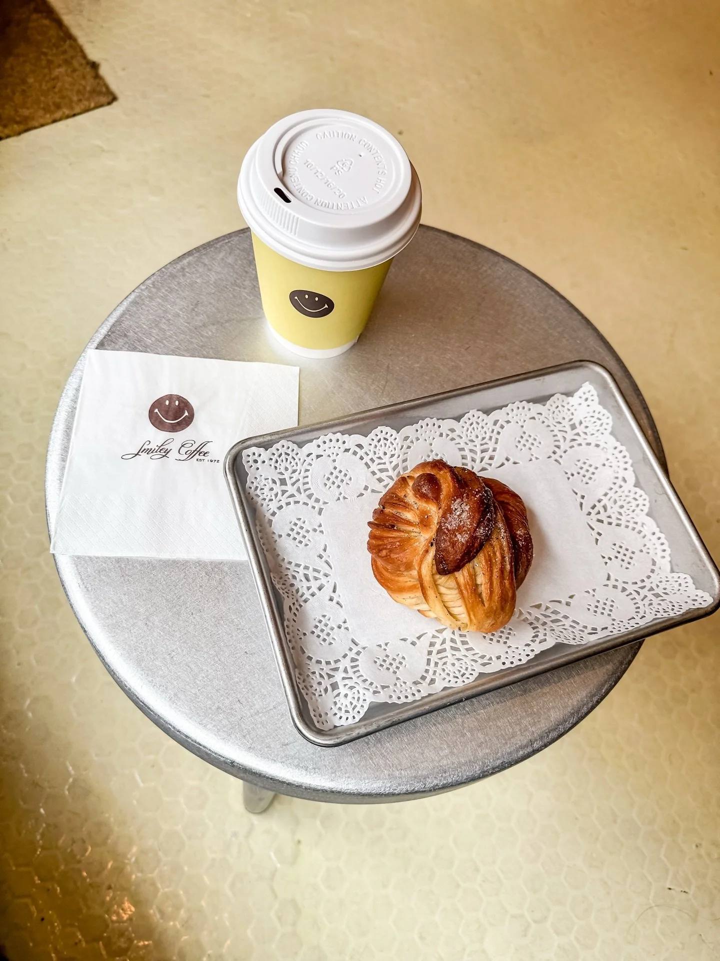 You can get your hands on Falu pastries at Smiley Coffee (@smileycoffee1972 ) in Lower East Side!

We send our cardamom buns, cinnamon buns and rosemary chocolate chip cookies to Smiley fresh every morning ☀️ 

I can&rsquo;t think of a better spot to