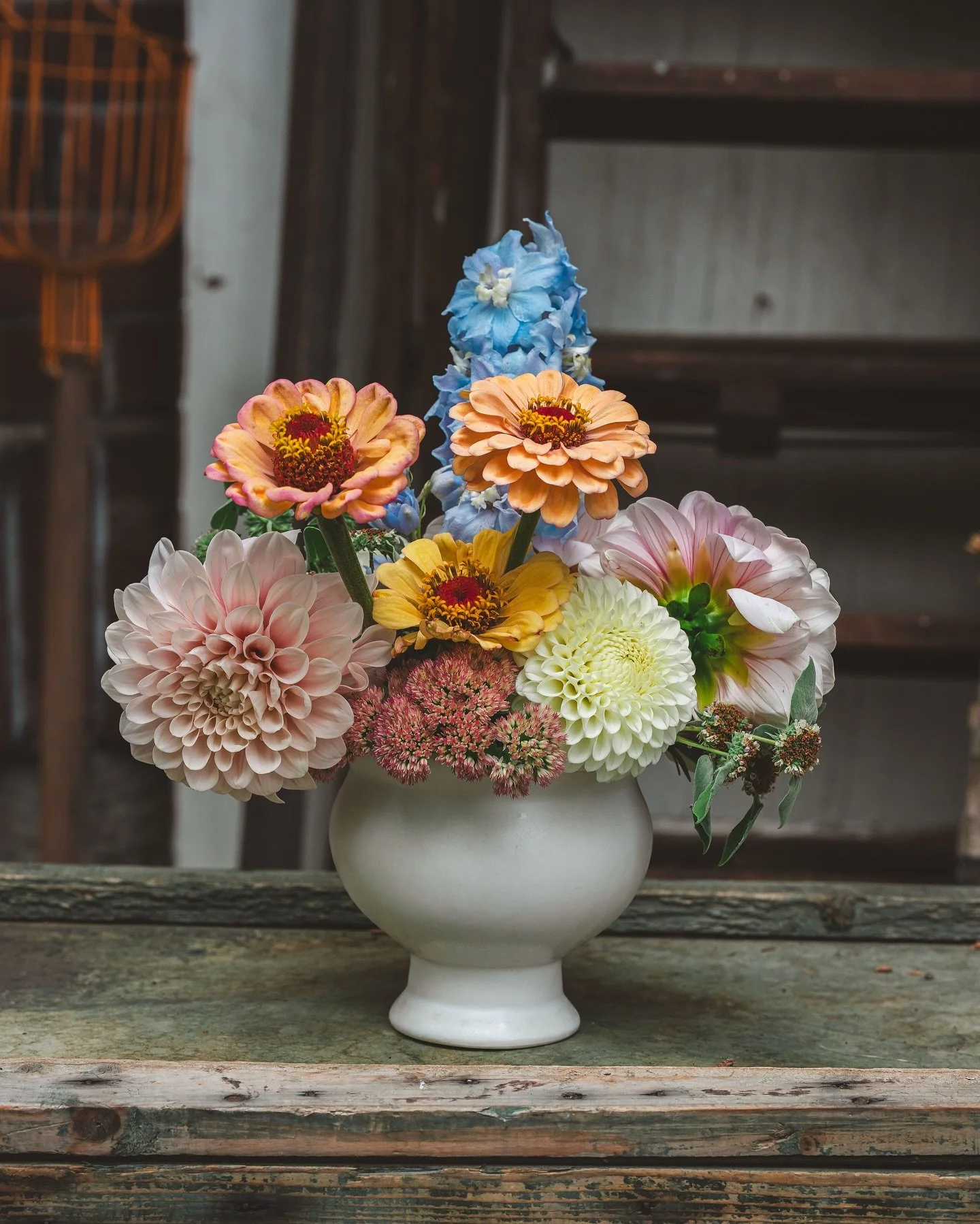 Day 29 of our Design a Day Challenge

We missed posting yesterday &mdash; this week has been a whirlwind! One wedding out the door, one partially delivered, and another tomorrow. Definitely a divide and conquer kind of week.

Yesterday started with a