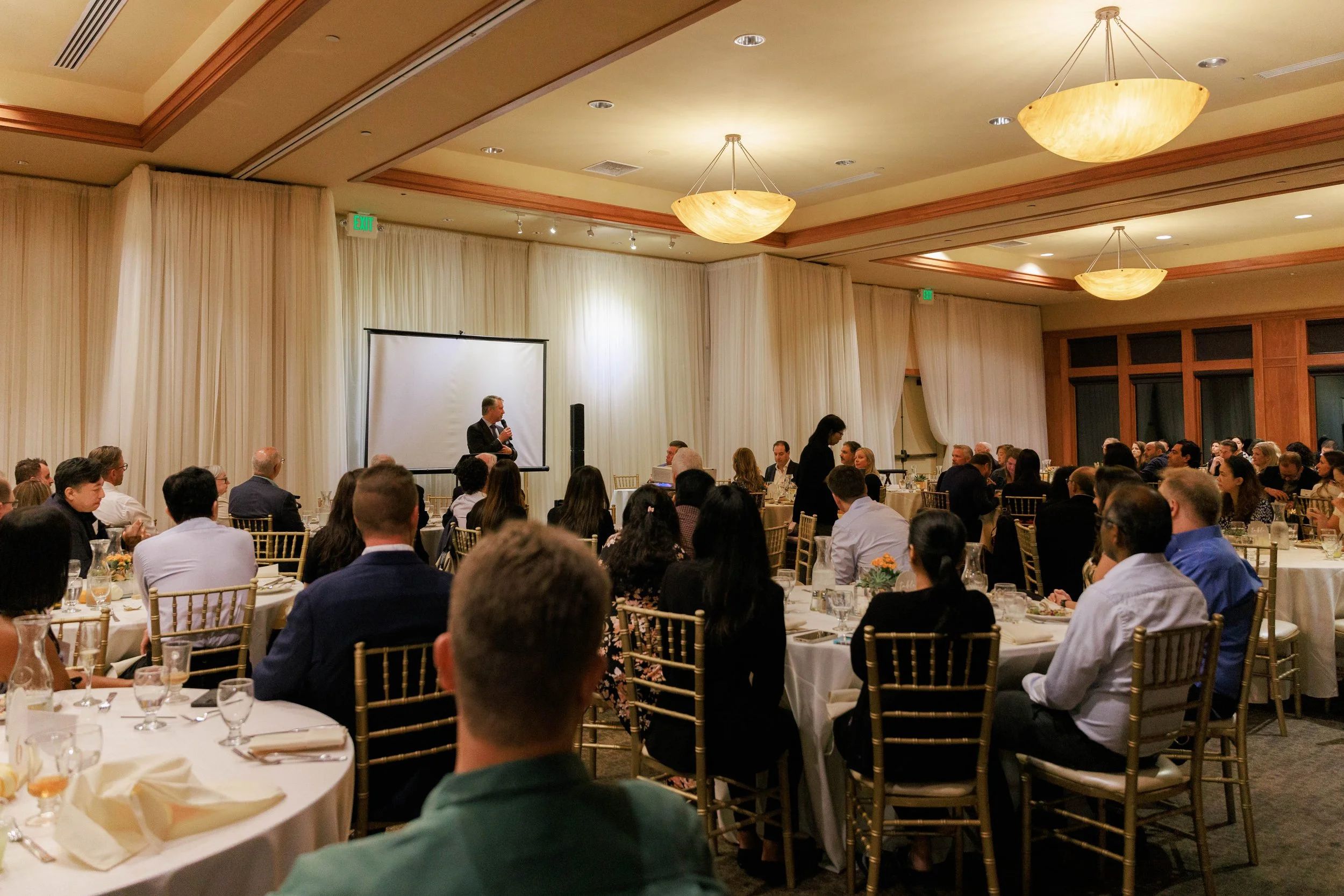 Donor Dinner Night 2024C18A2327.jpg