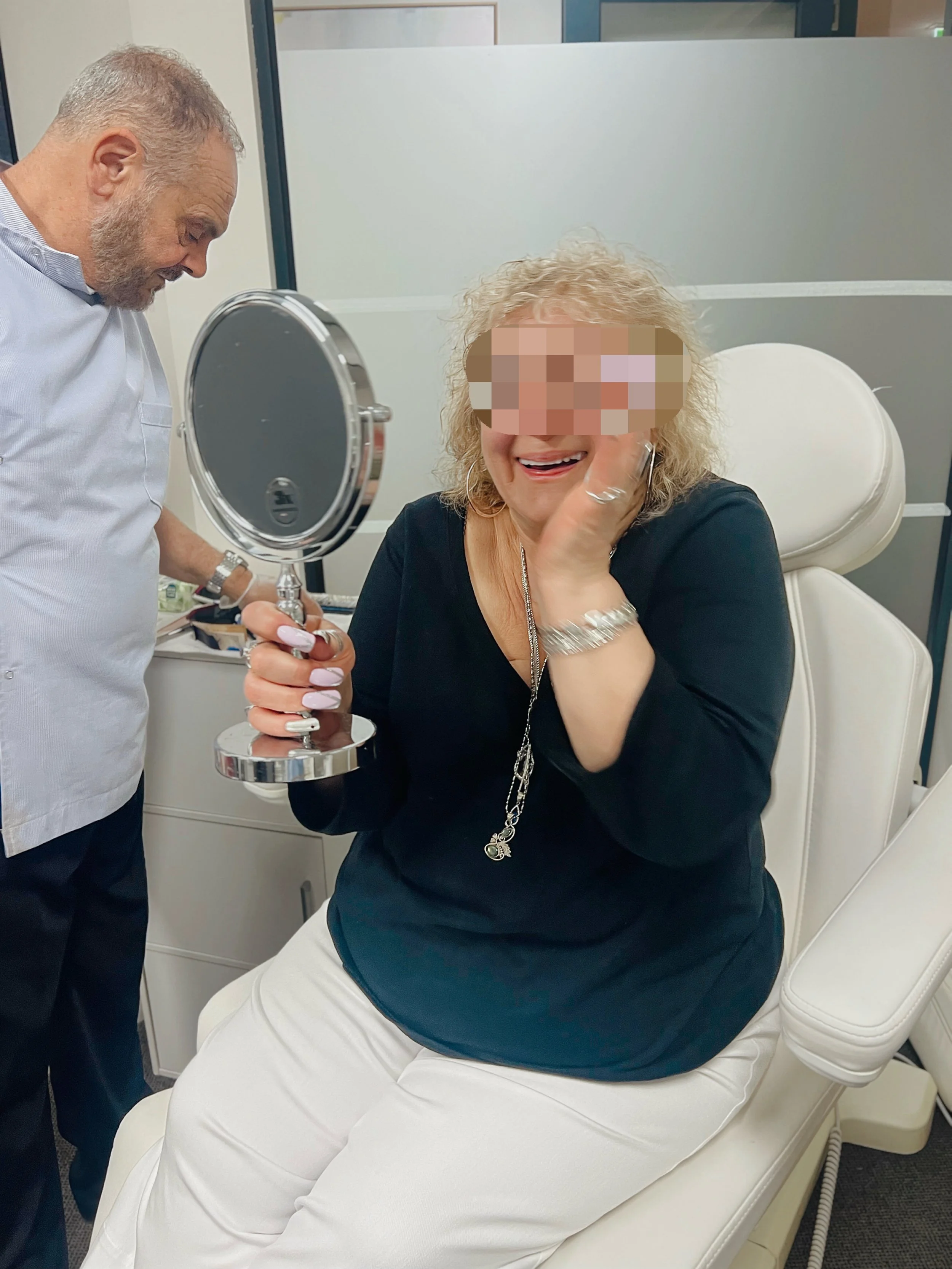 Life-changing smile restoration!

This image highlights the emotional outcome of Dr. Sebastian Riggio’s clinical work. It serves as social proof for the effectiveness of the QiQit system in providing functional, beautiful smiles that restore a patien