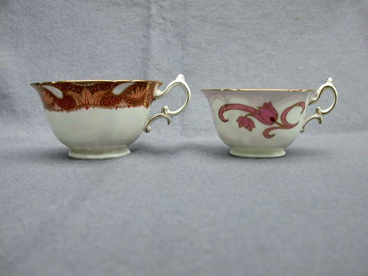 ROYAL 12 Tea & Demi Cups.jpg