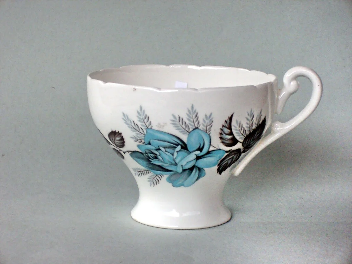 VICTOR 01 Tea Cup.jpg