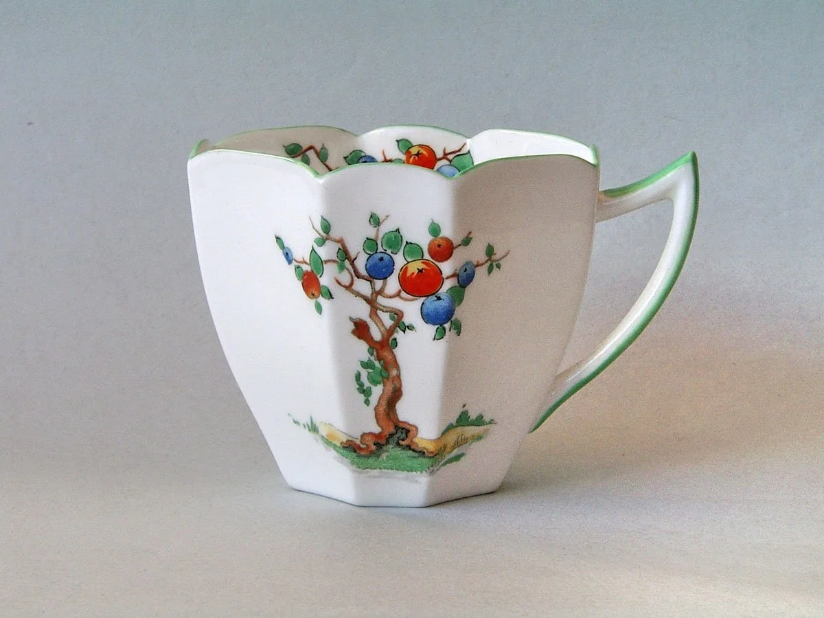 QUEEN ANNE 04 Tall Tea Cup.jpg