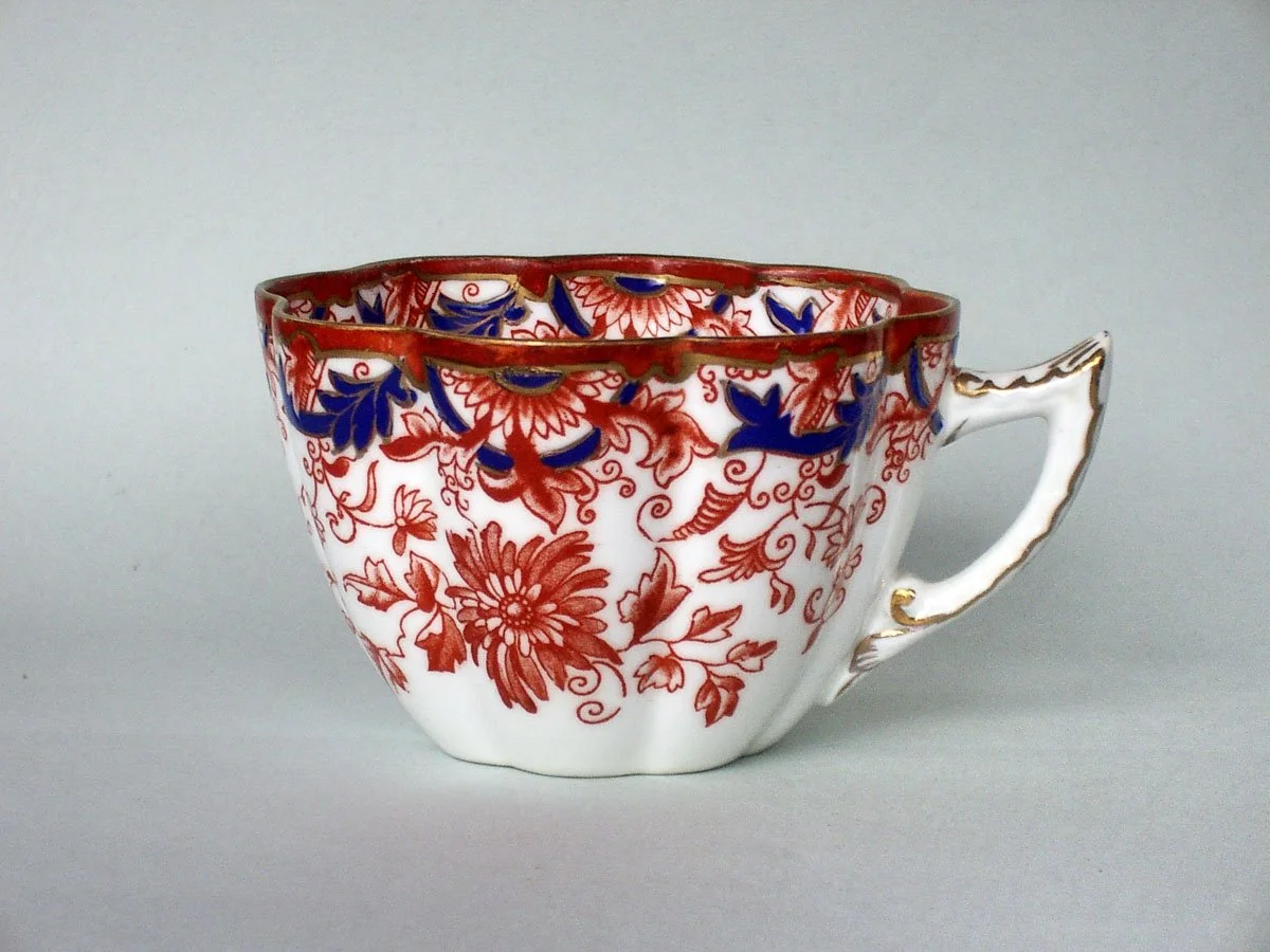 VIOLET 01 Tea Cup.jpg