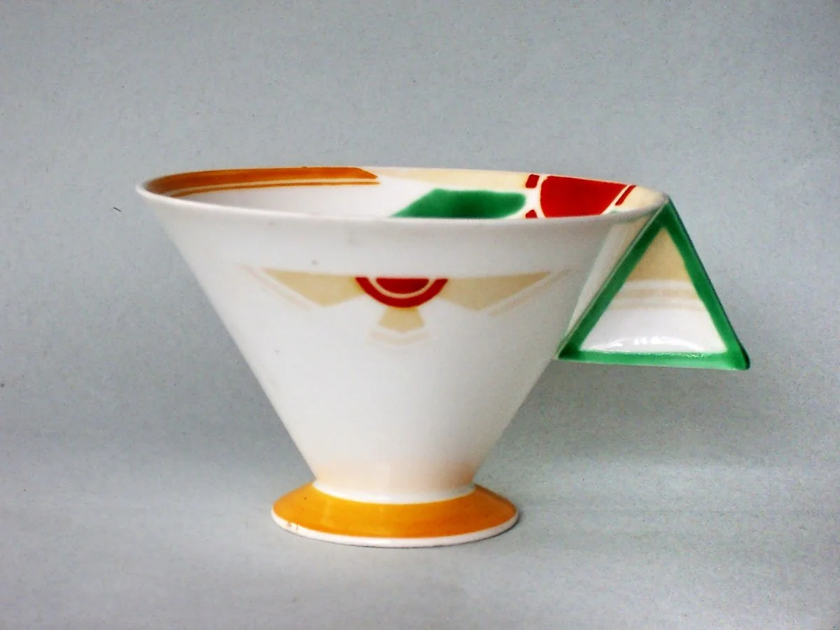 VOGUE 01 Tea Cup.jpg