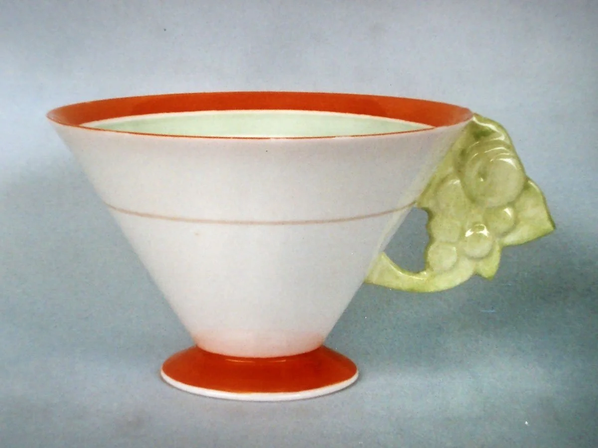 VOGUE 04 Fruit Handle.jpg