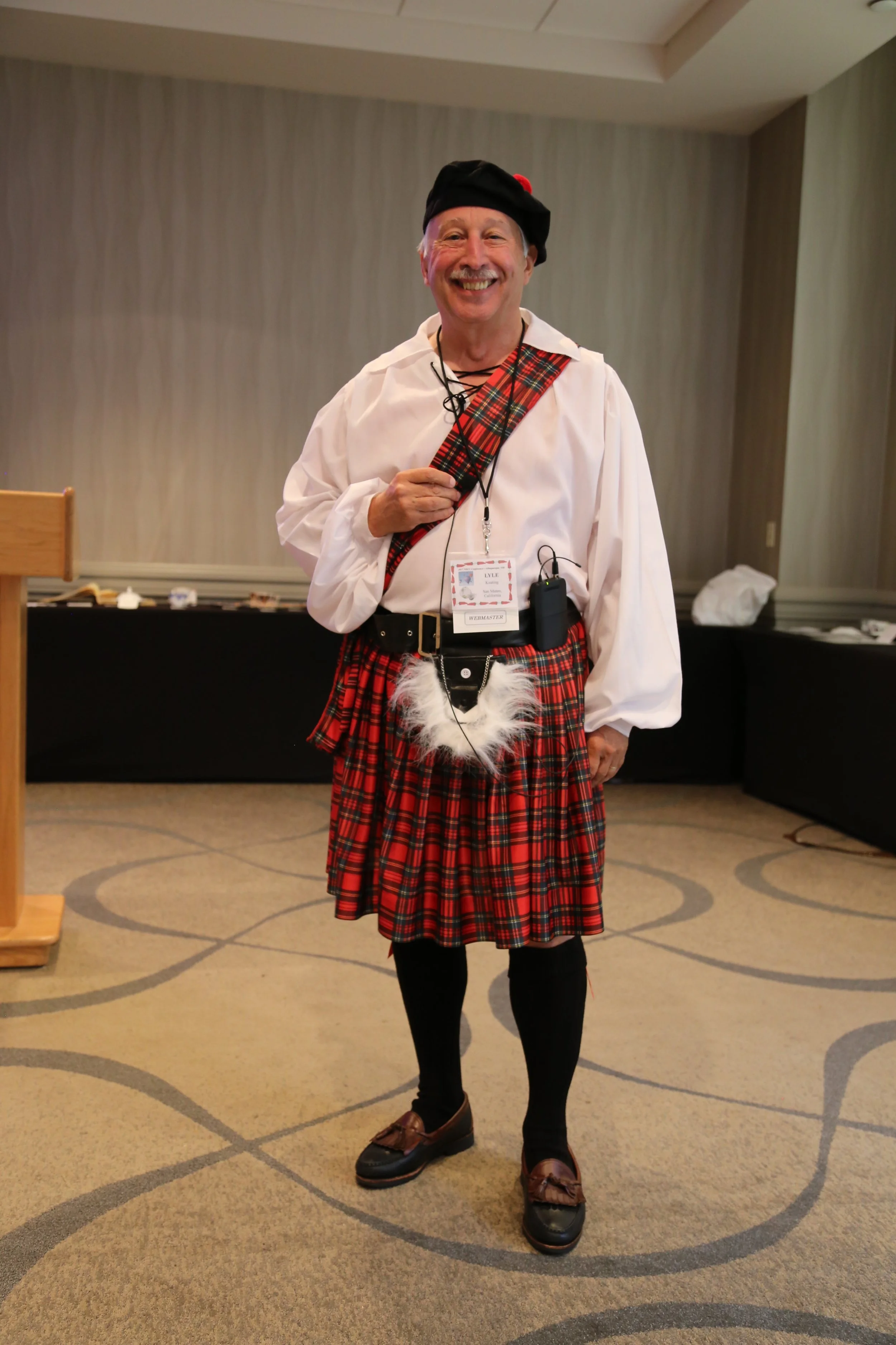 Shelley and Wileman Hunting Scenes-a.jpg