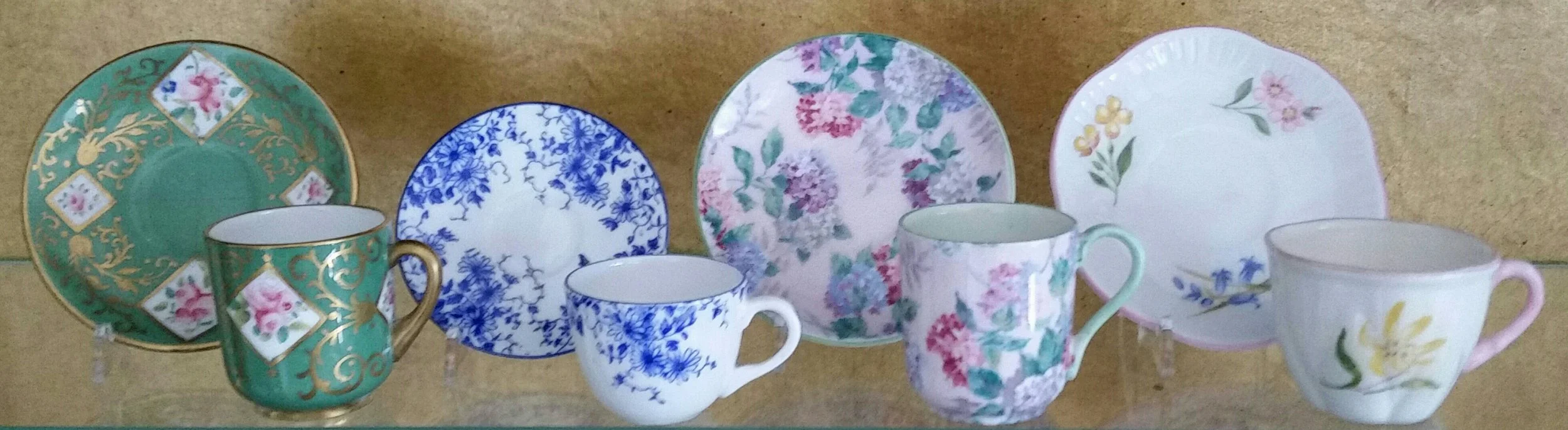 Gem, Westminster, Canterbury & Dainty shaped Wileman/Shelley miniatures respectively