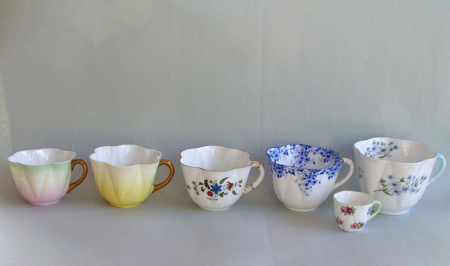 DAINTY Various Cups (W'mn demi,tea,Shy tea, large tea, breakfast, mini).jpg