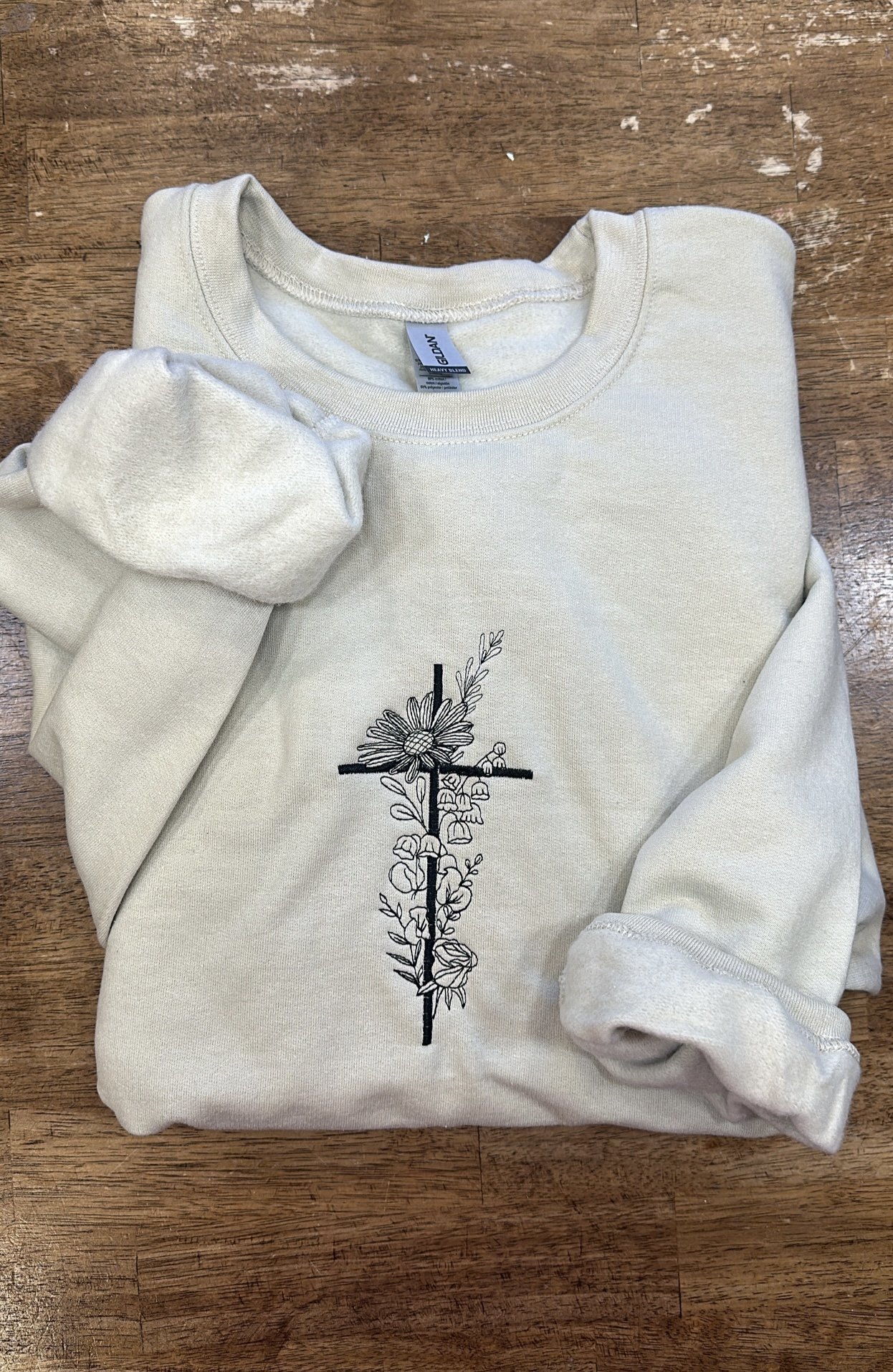 Floral Cross Sweatshirt XL