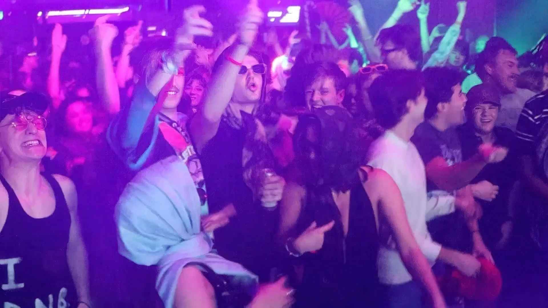 60-gigapixel-low resolution v2-1x-faceai v2.jpg