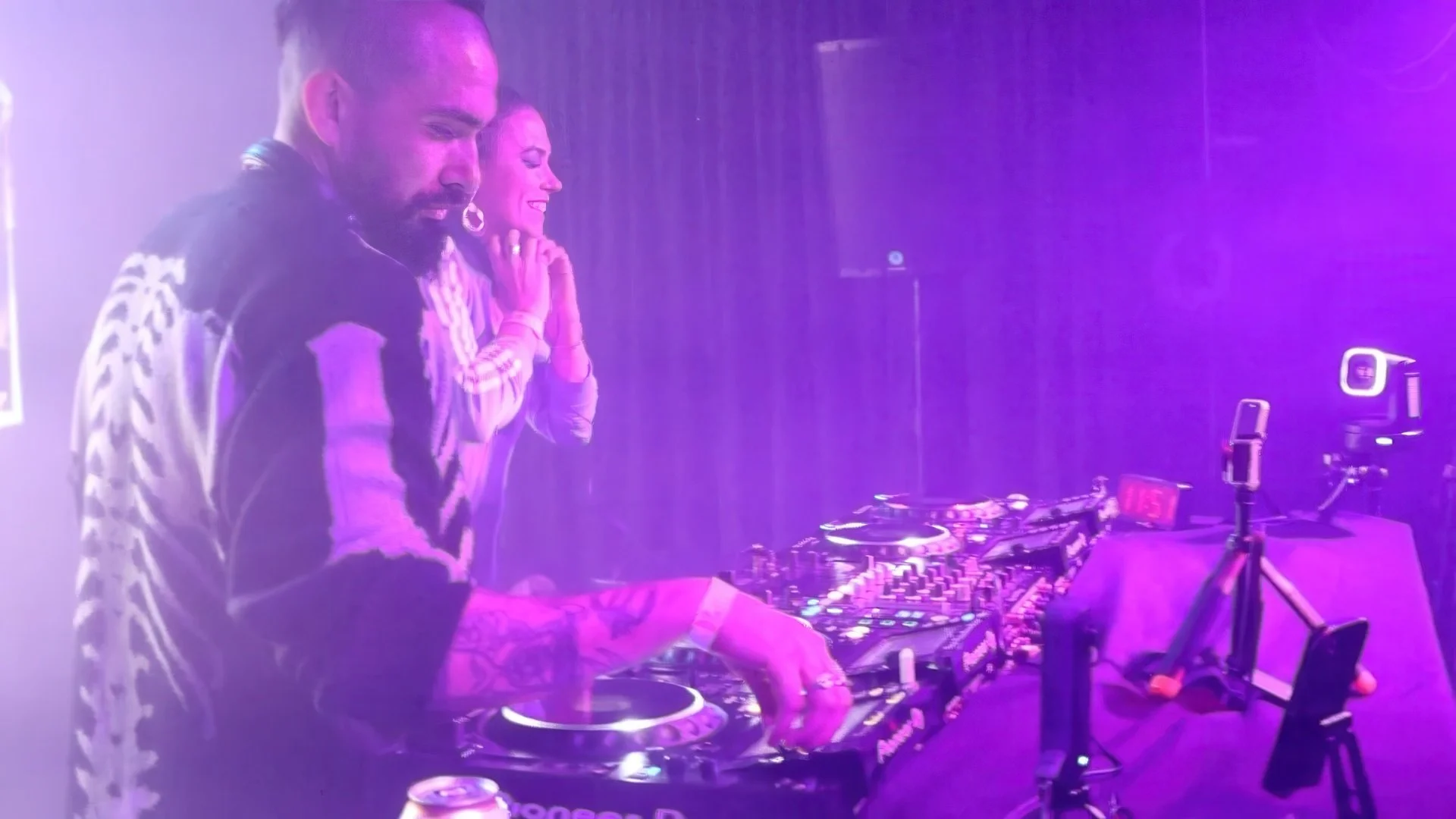 220-gigapixel-low resolution v2-1x-faceai v2.jpg