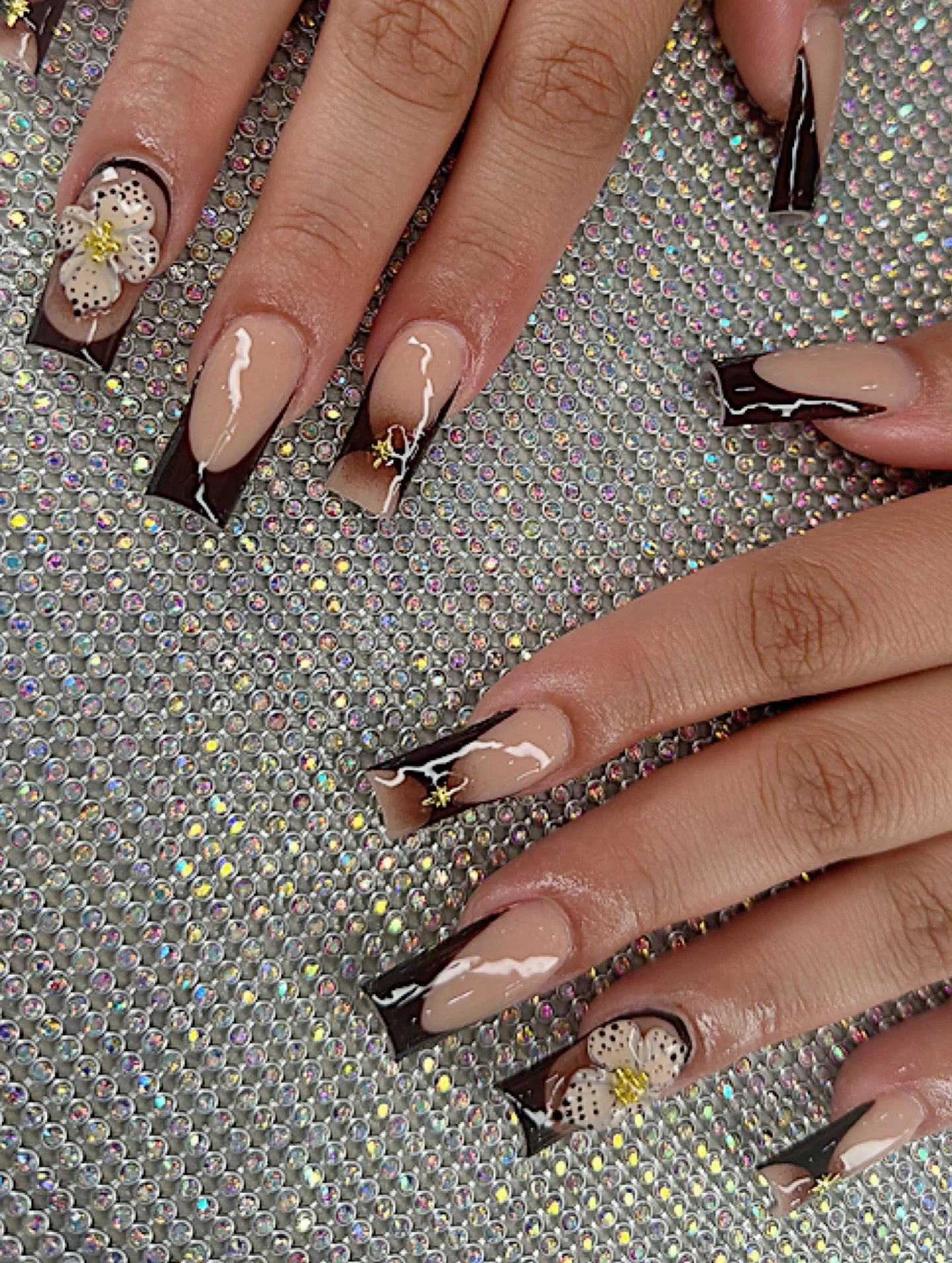 Y&rsquo;all ready for Fall 🍂🍁 ⁉️

꧁(&bull;̀ᴗ&bull;́)و 💅🏼꧂ ☘︎︎ 

#allpowder #allpowdernails #guccinails #nailsoftheday #nails2019 #nailsinspire #sillettonails #bayareanails #nailsinspo #nailsonfleek #nails #nailsonfleek #nailsnailsnails #nailsart 
