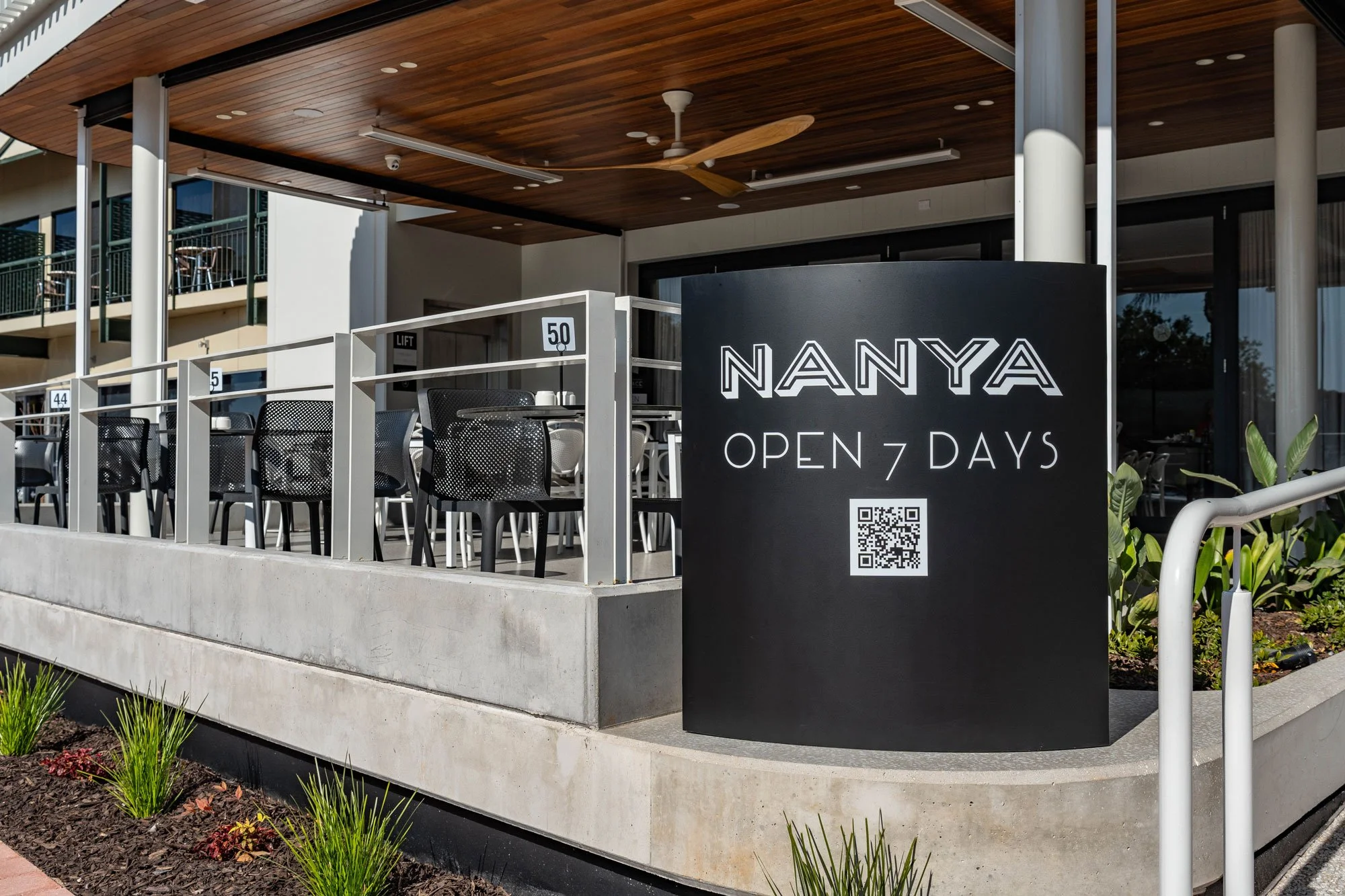 Hotel-Renmark-Nanya-Restaurant-Built-by-MKB.jpg